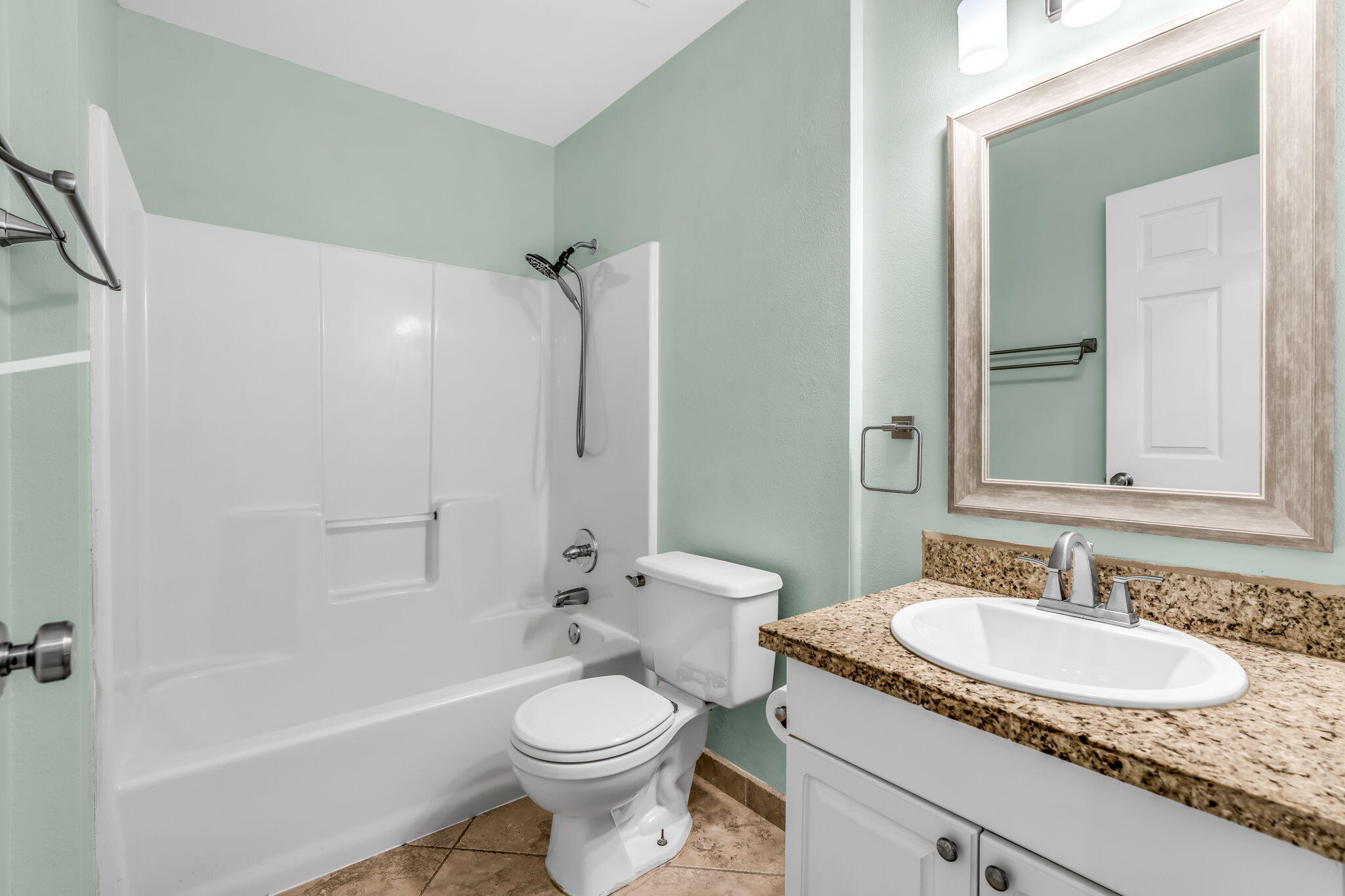 COUNTRY BREEZE ESTATES - Residential