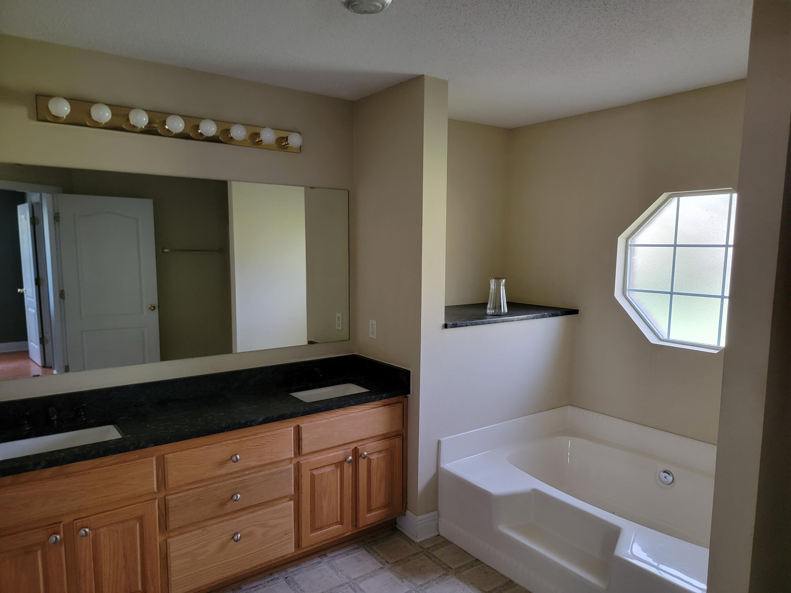 FOX VALLEY - Residential Lease