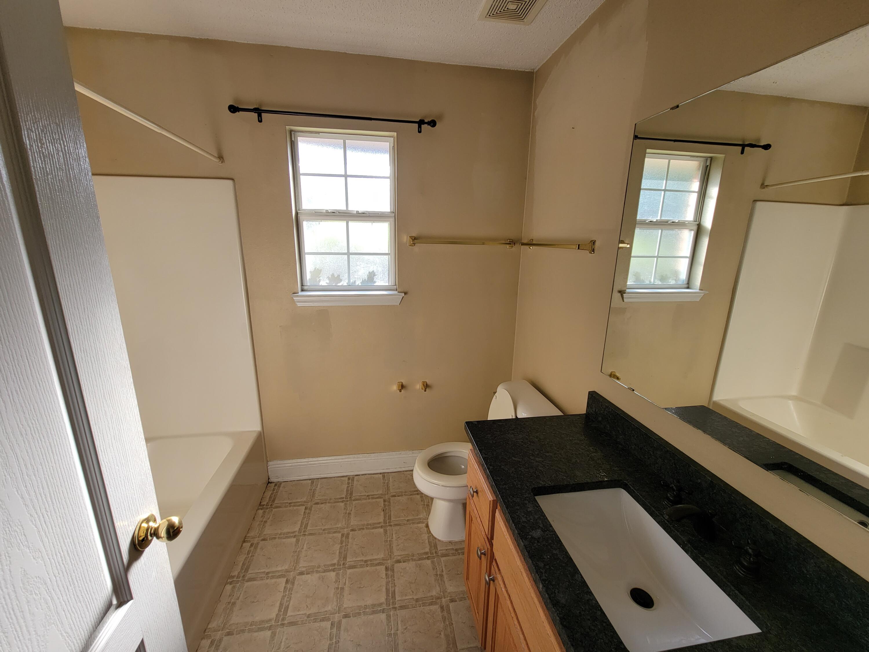 FOX VALLEY - Residential Lease