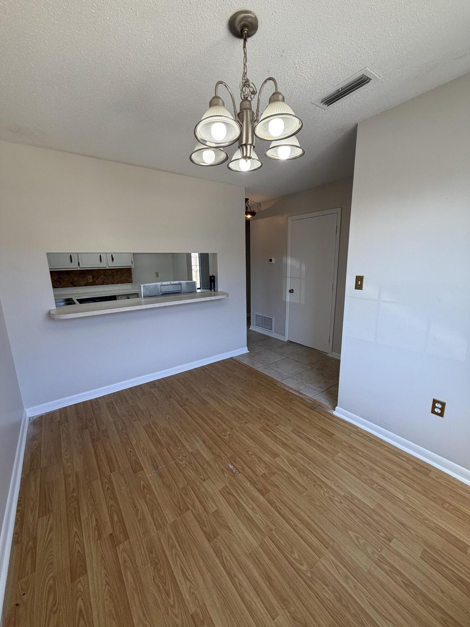 SANDALWOOD MANOR 1ST ADDN - Residential