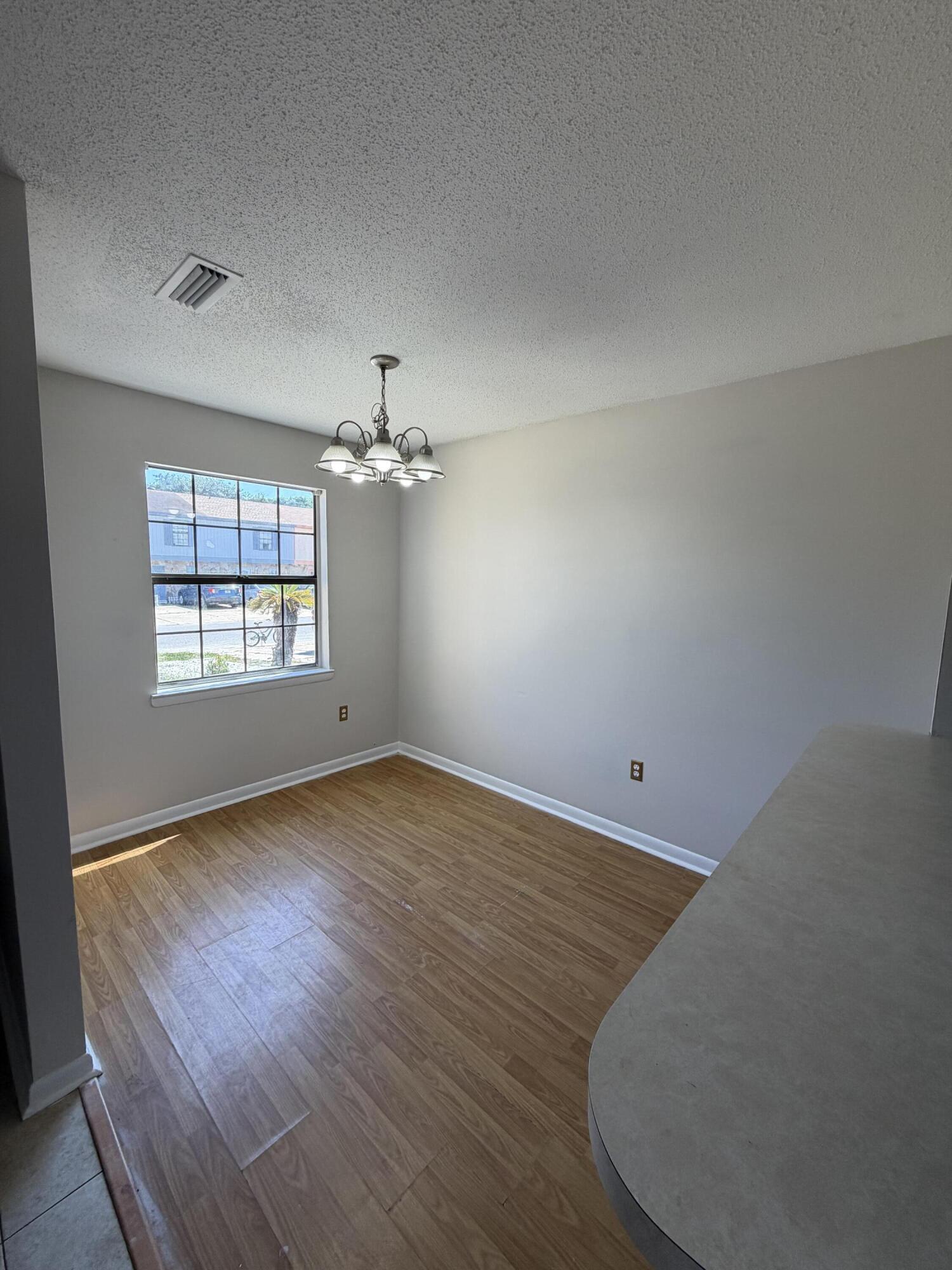 SANDALWOOD MANOR 1ST ADDN - Residential