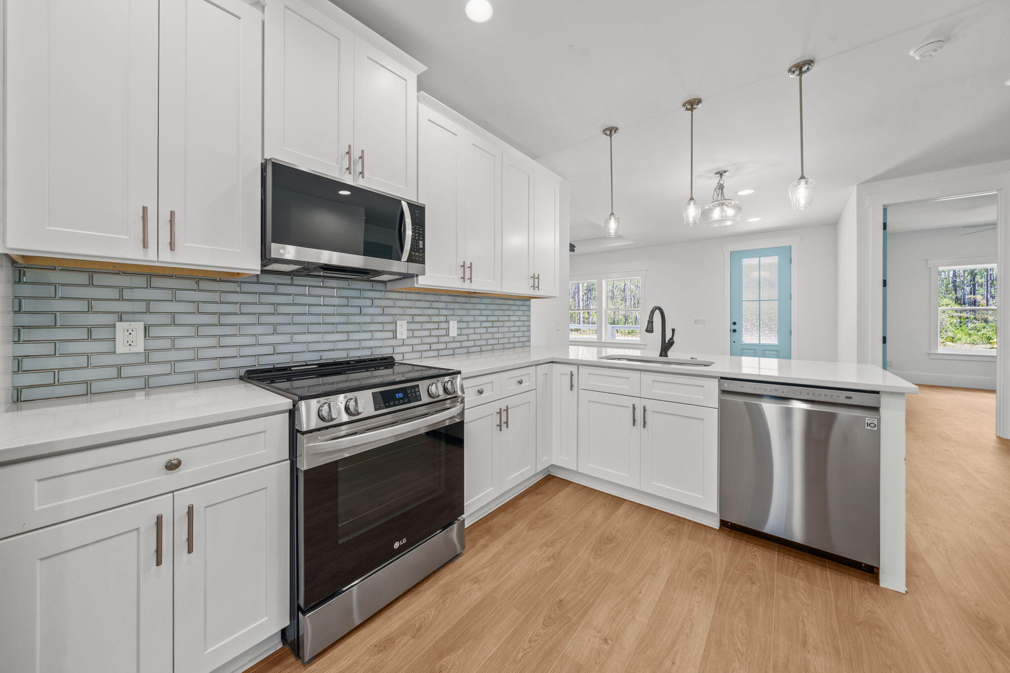 NO RECORDED SUBDIVISION - Residential