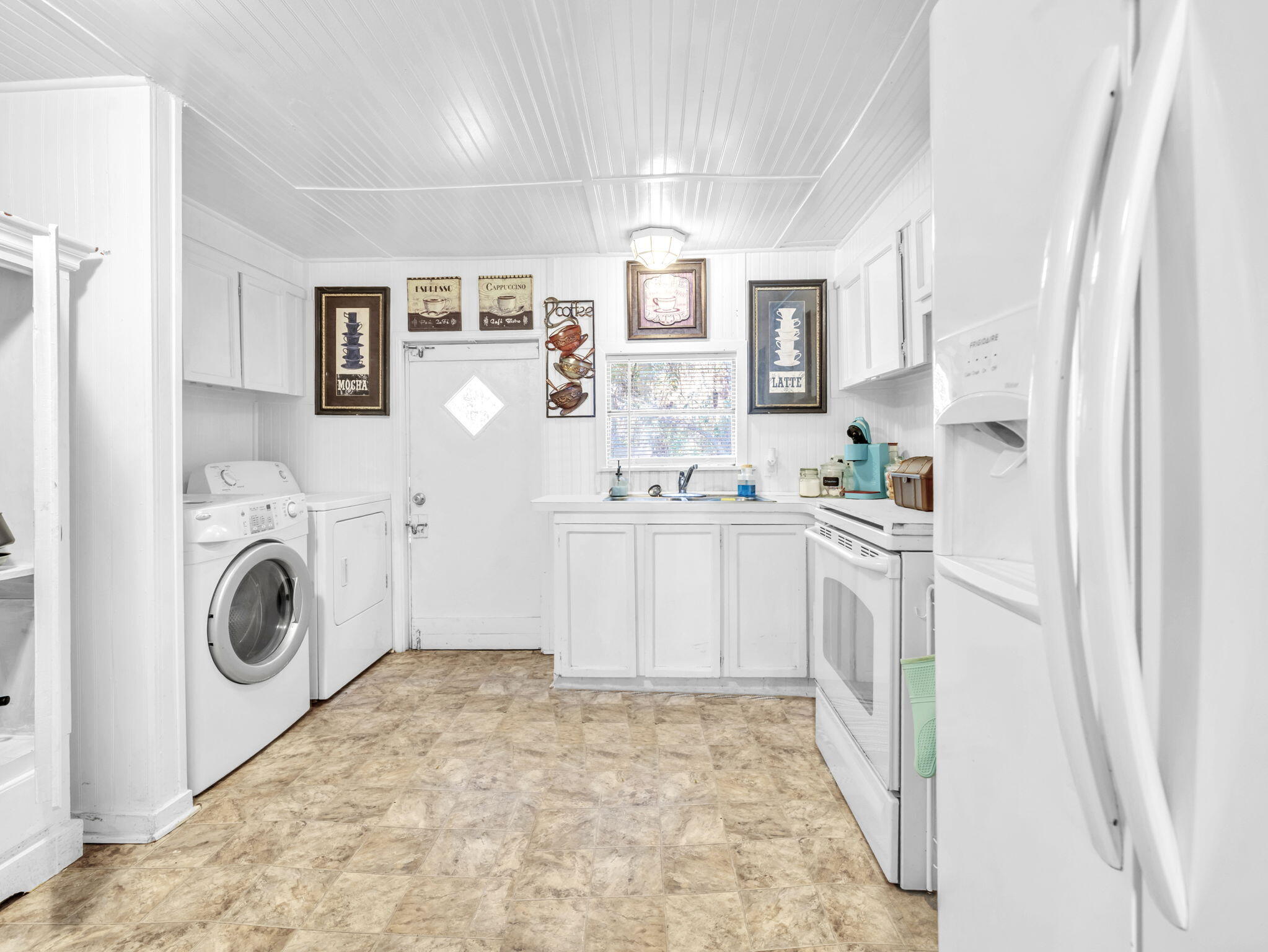 LARKER WOOD ESTATES - Residential