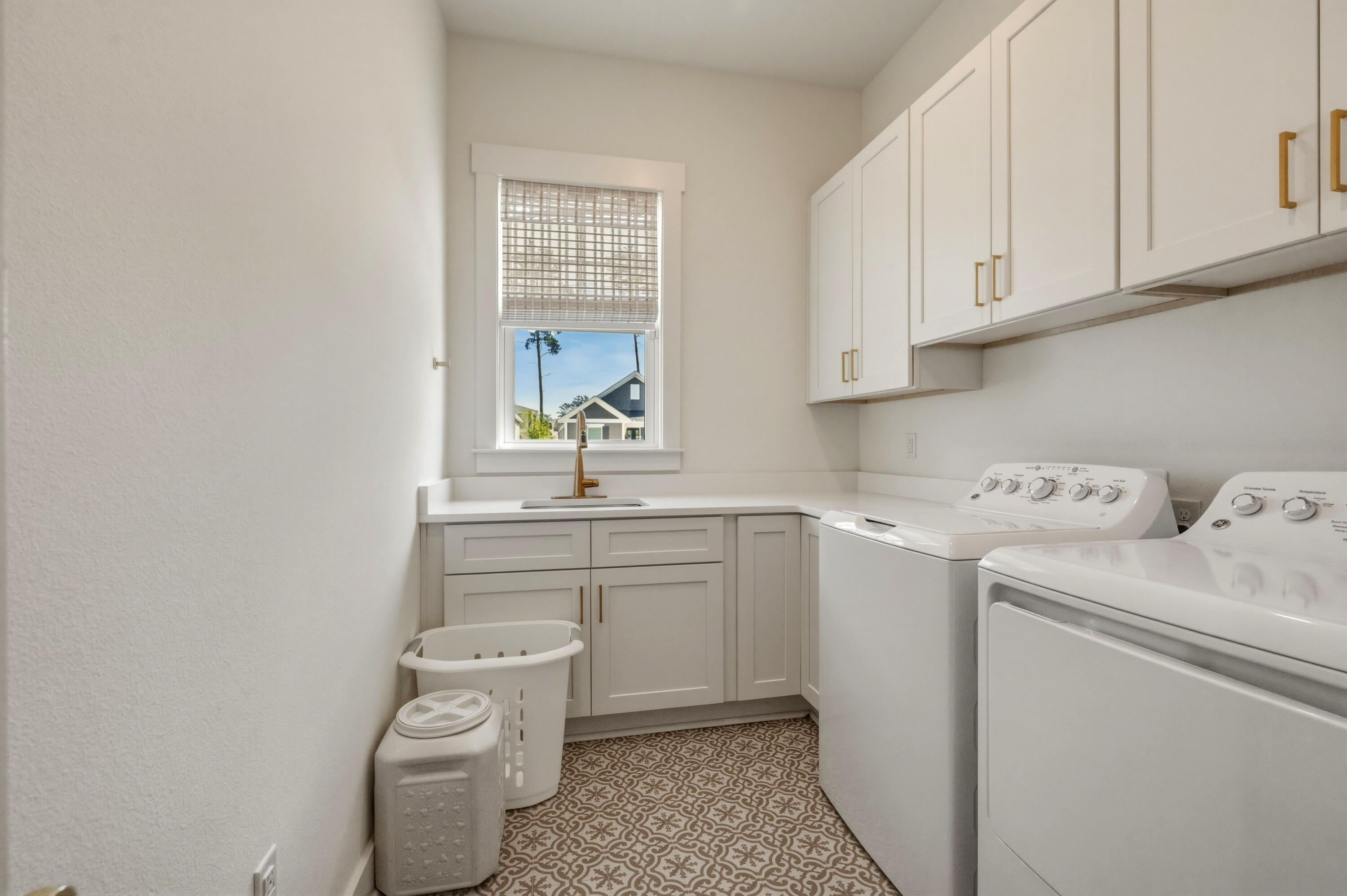 DEER MOSS CREEK - Residential