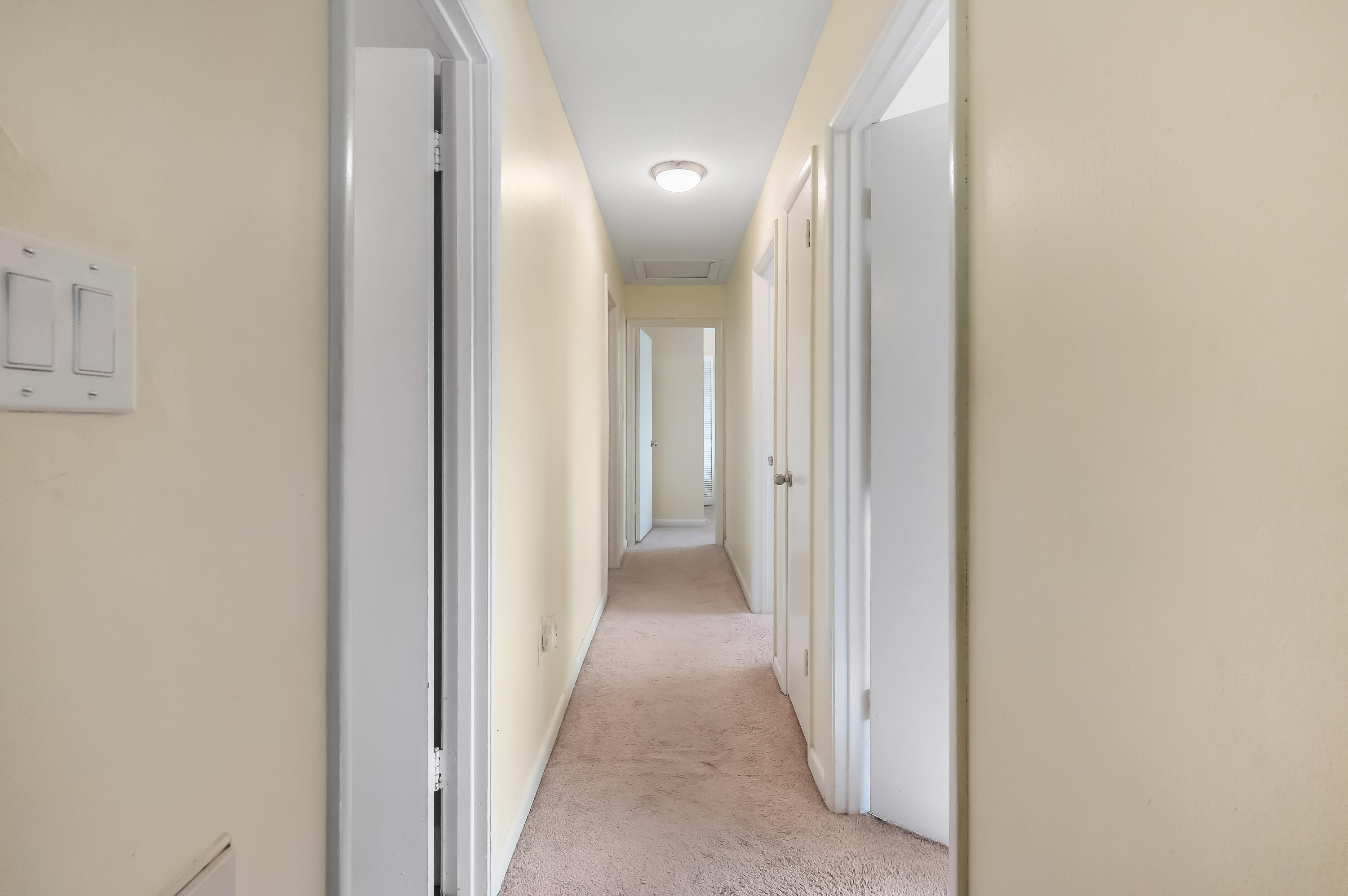 PINE LAKE - Residential