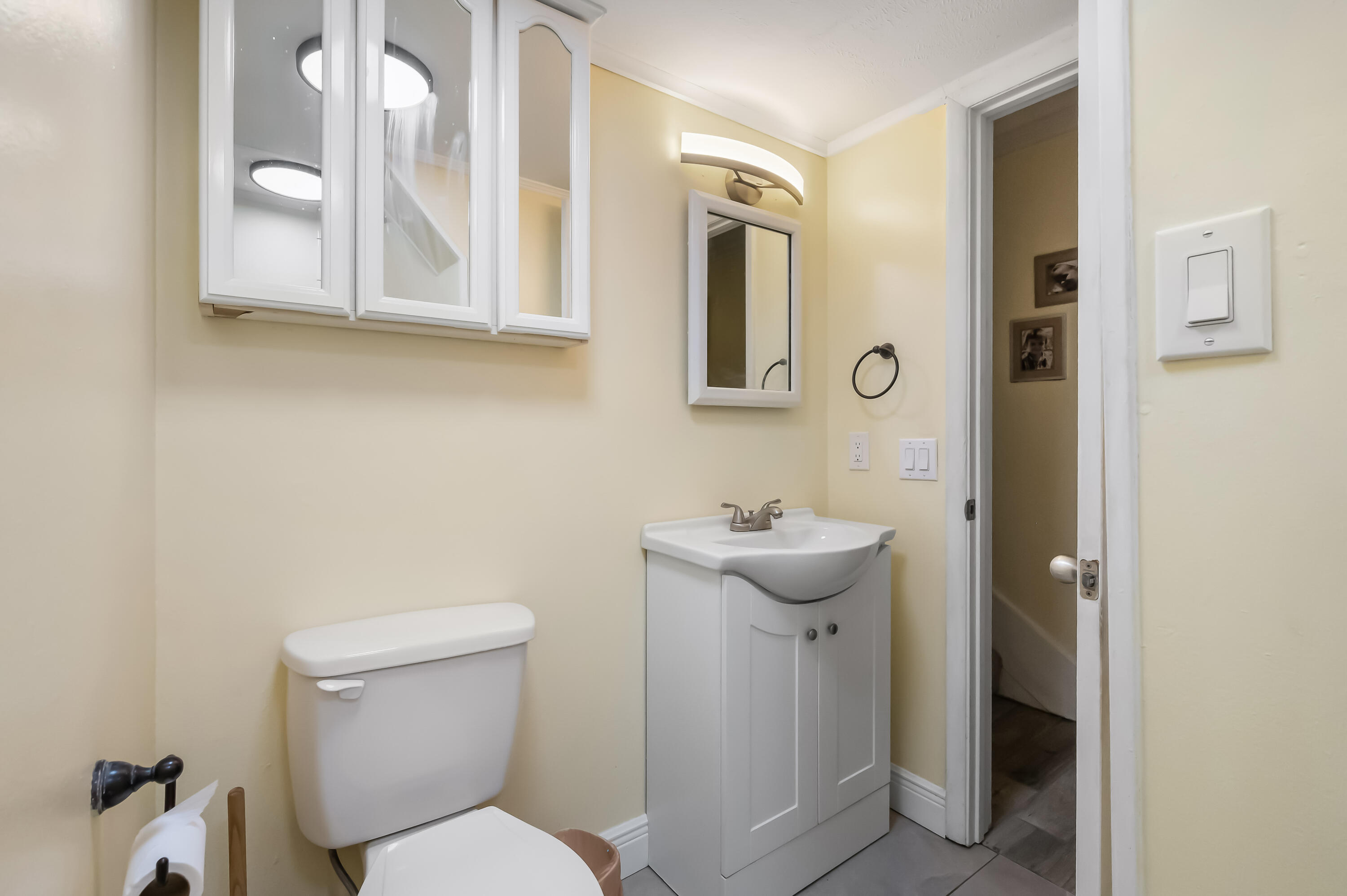 PINE LAKE - Residential