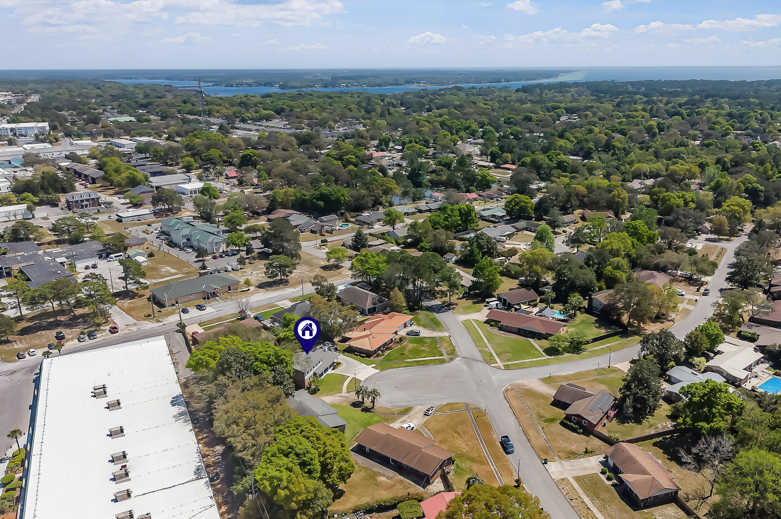 PINE LAKE - Residential