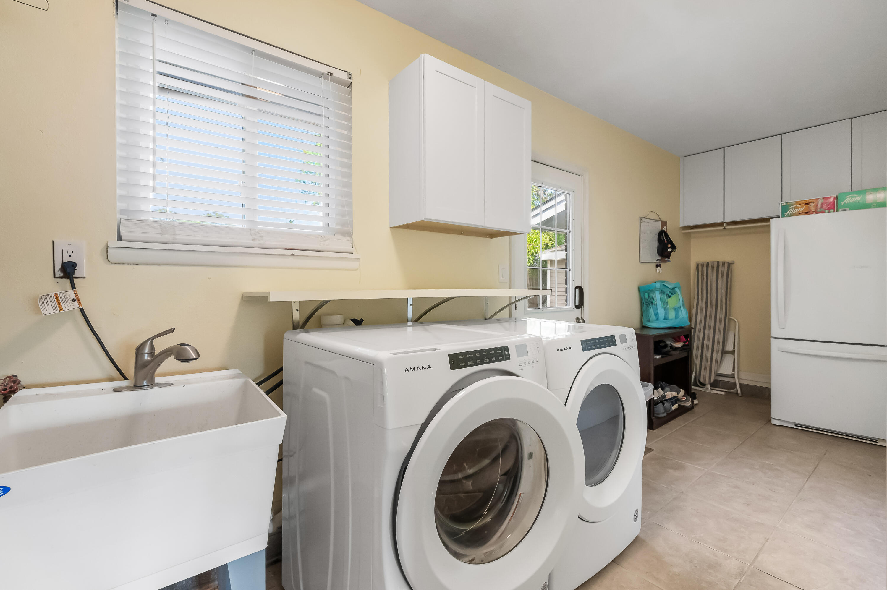 PINE LAKE - Residential