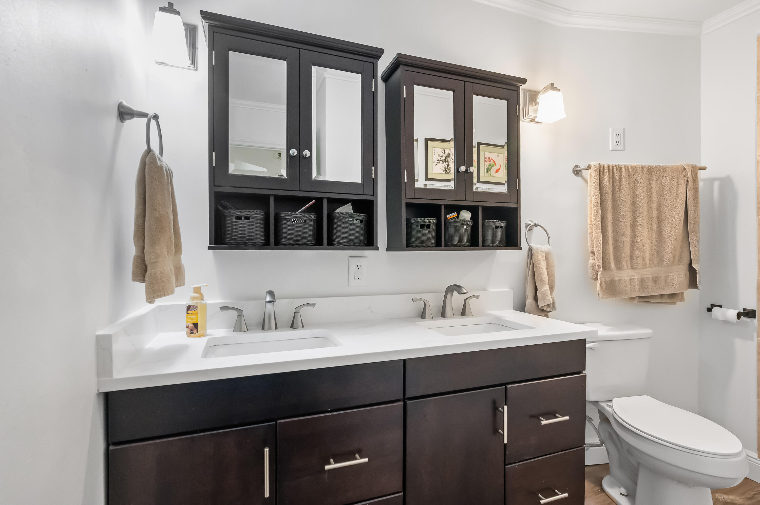 PINE LAKE - Residential