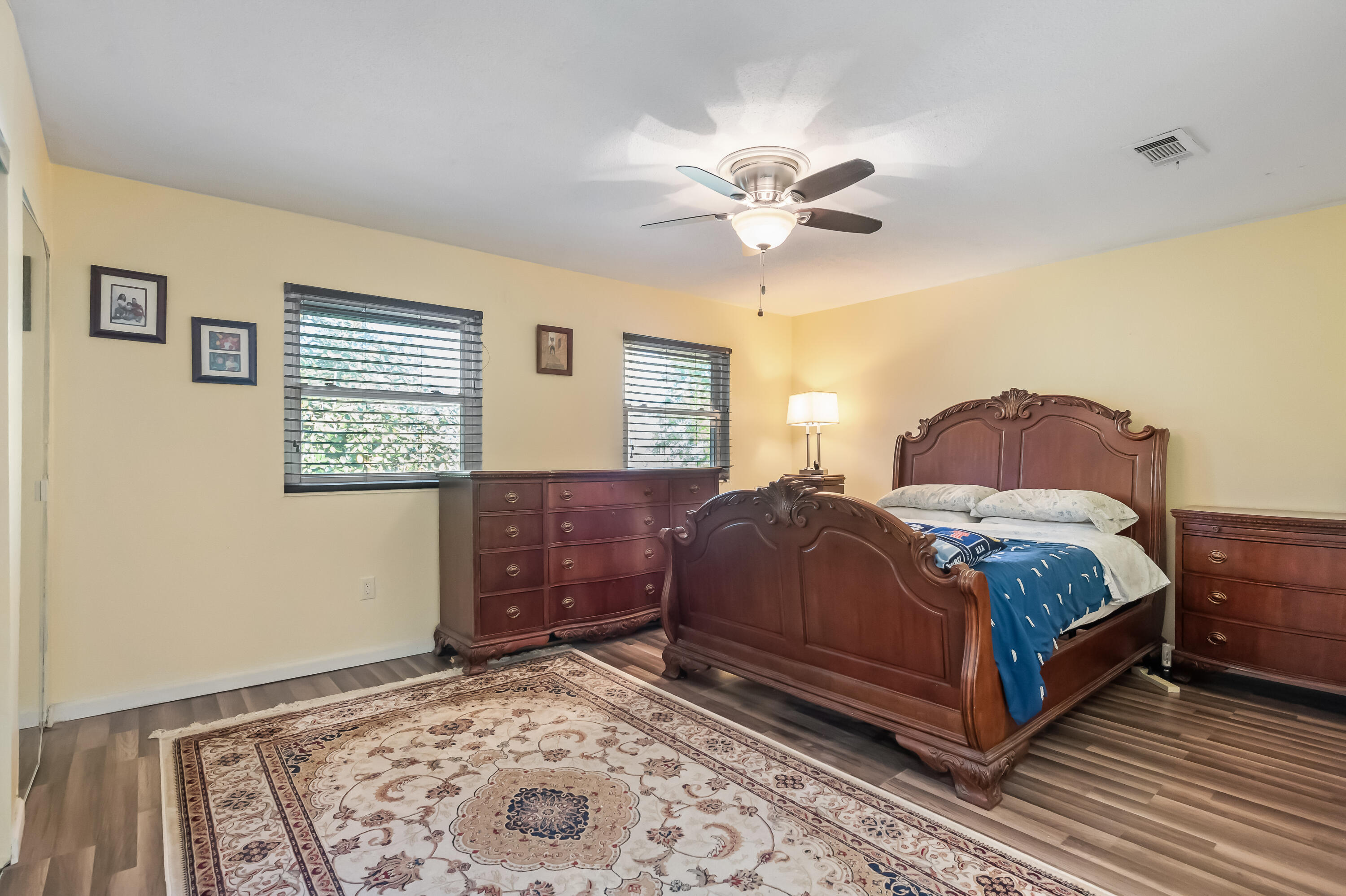 PINE LAKE - Residential