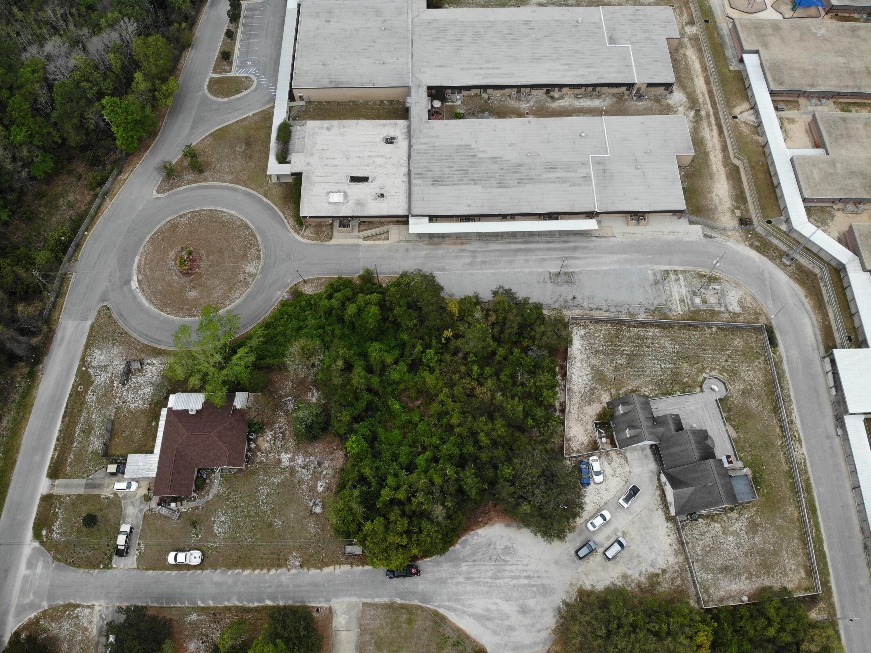 WILLIAMS CREEK ESTATES - Land