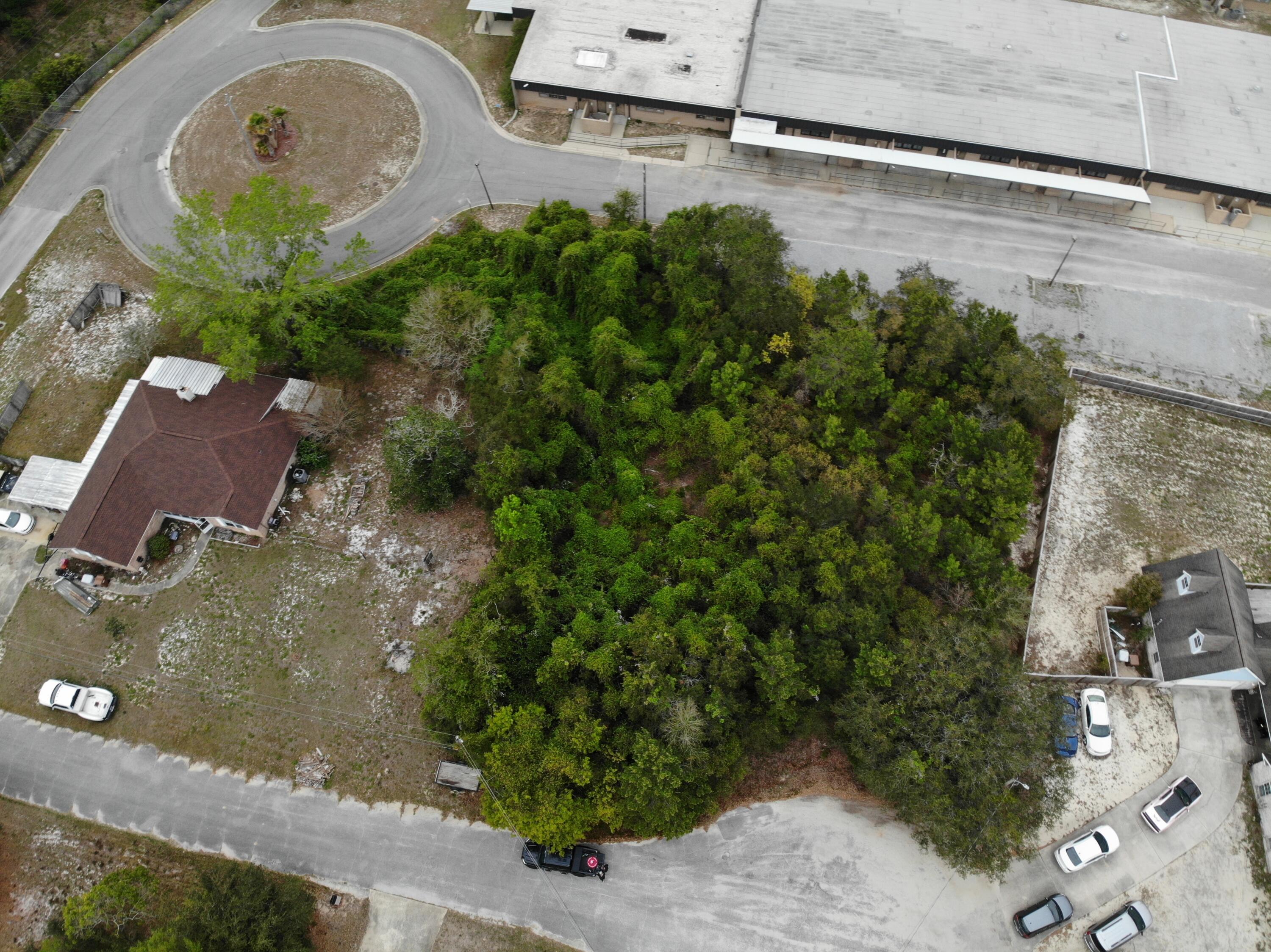 WILLIAMS CREEK ESTATES - Land