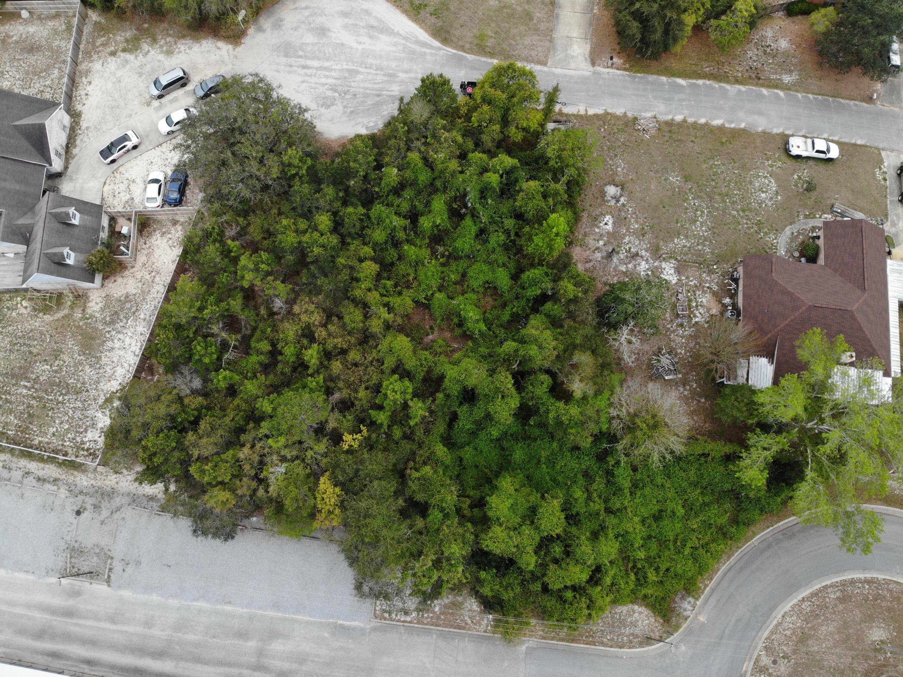 WILLIAMS CREEK ESTATES - Land