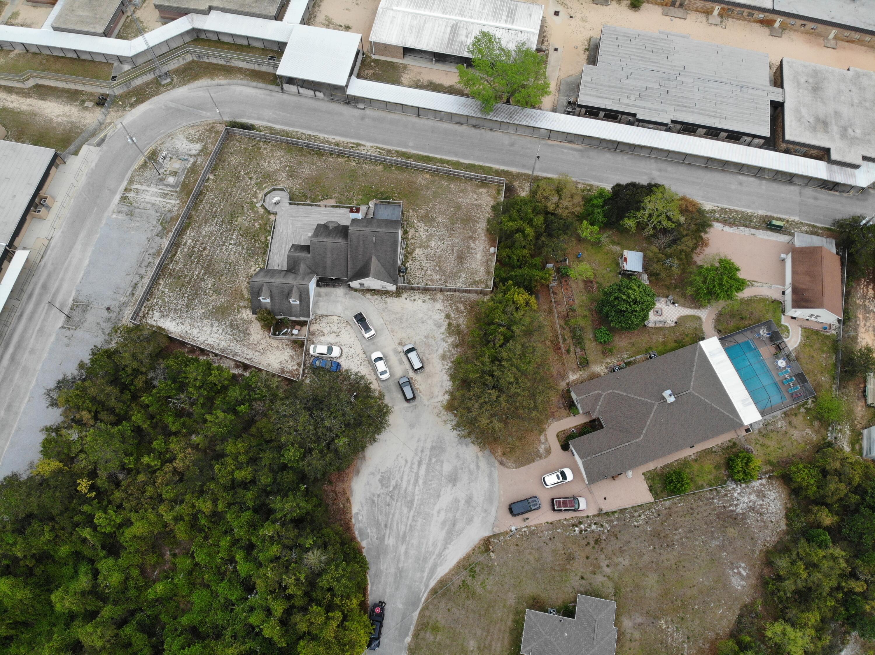 WILLIAMS CREEK ESTATES - Land