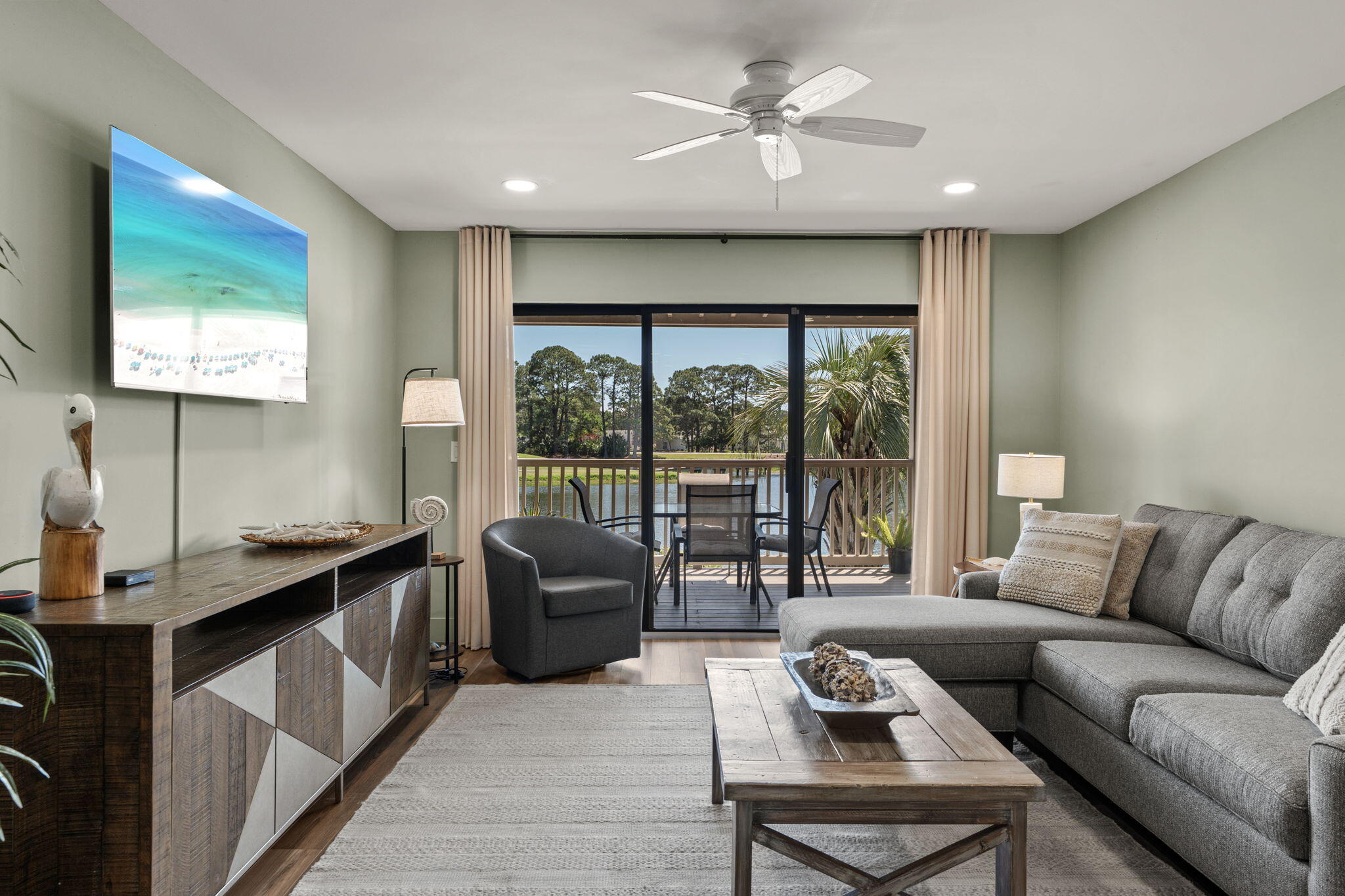 HARBOUR POINT CONDO
Sandestin Golf and Beach Resort - Residential