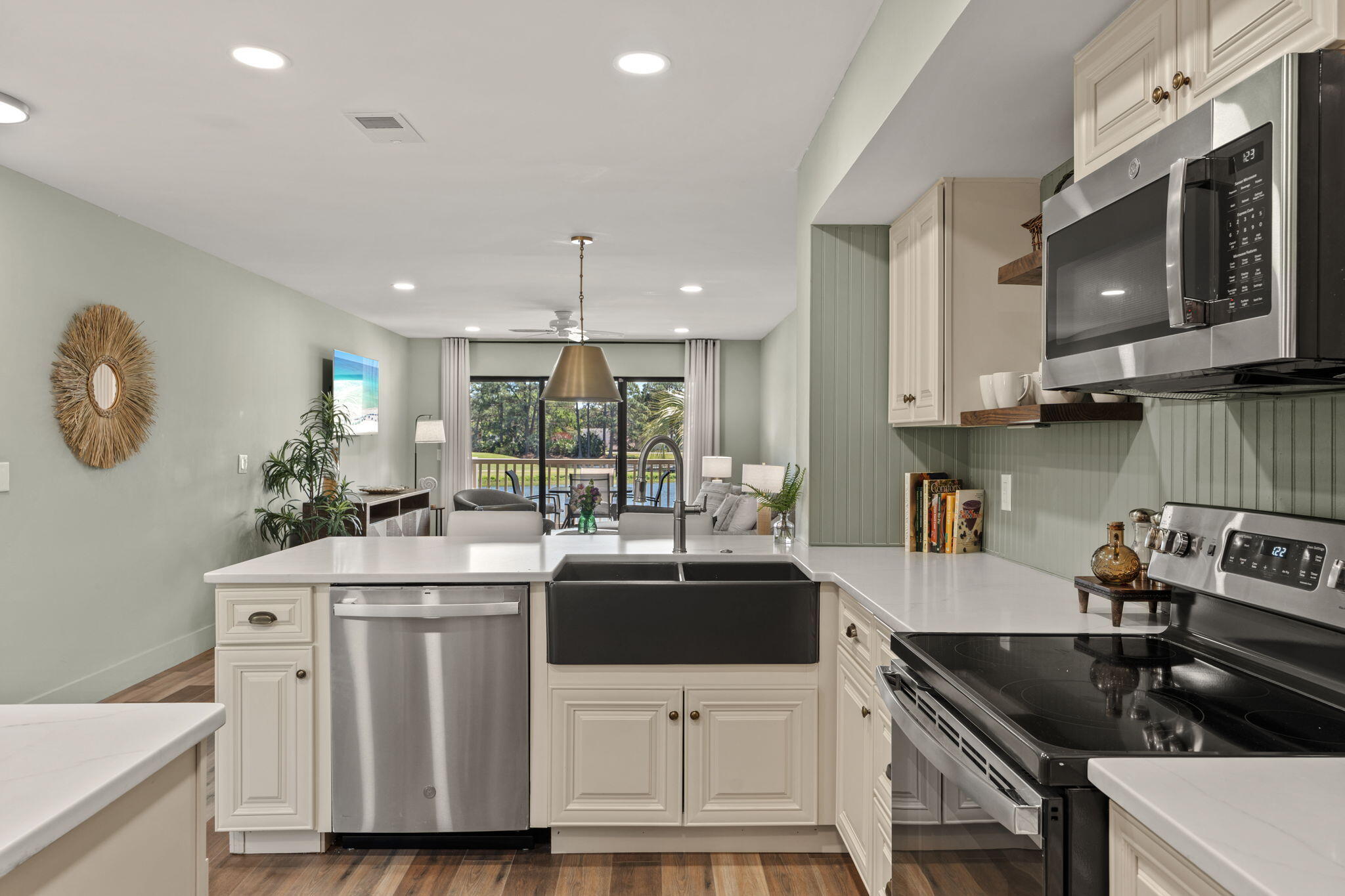 HARBOUR POINT CONDO
Sandestin Golf and Beach Resort - Residential