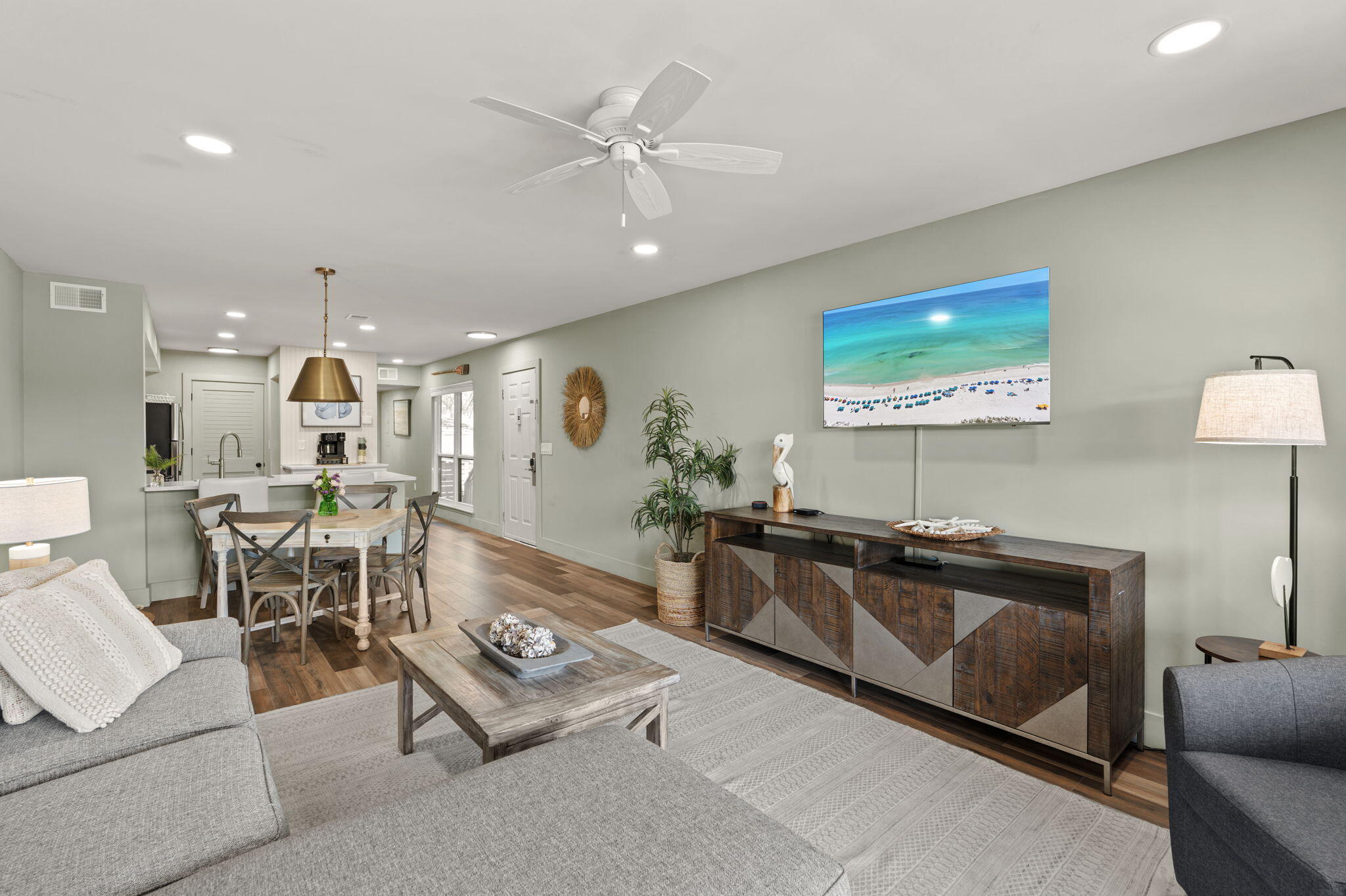 HARBOUR POINT CONDO
Sandestin Golf and Beach Resort - Residential