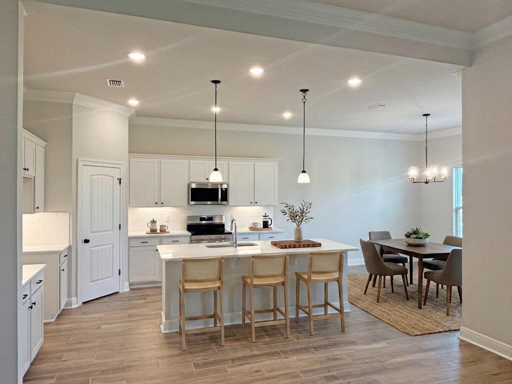 HAMMOCK BAY - BIRD SONG - Residential
