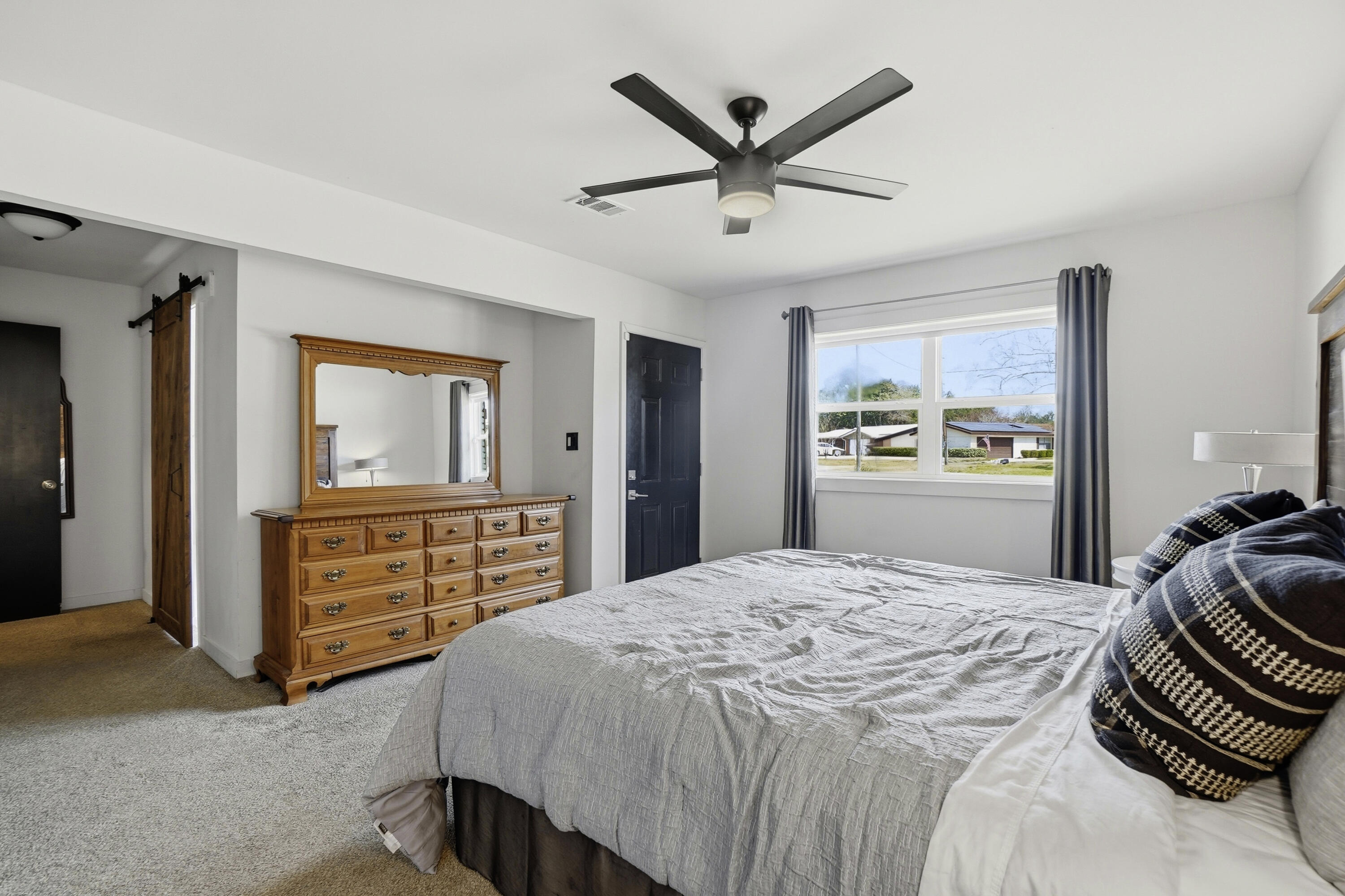 Country Club Est 1st Addn - Residential