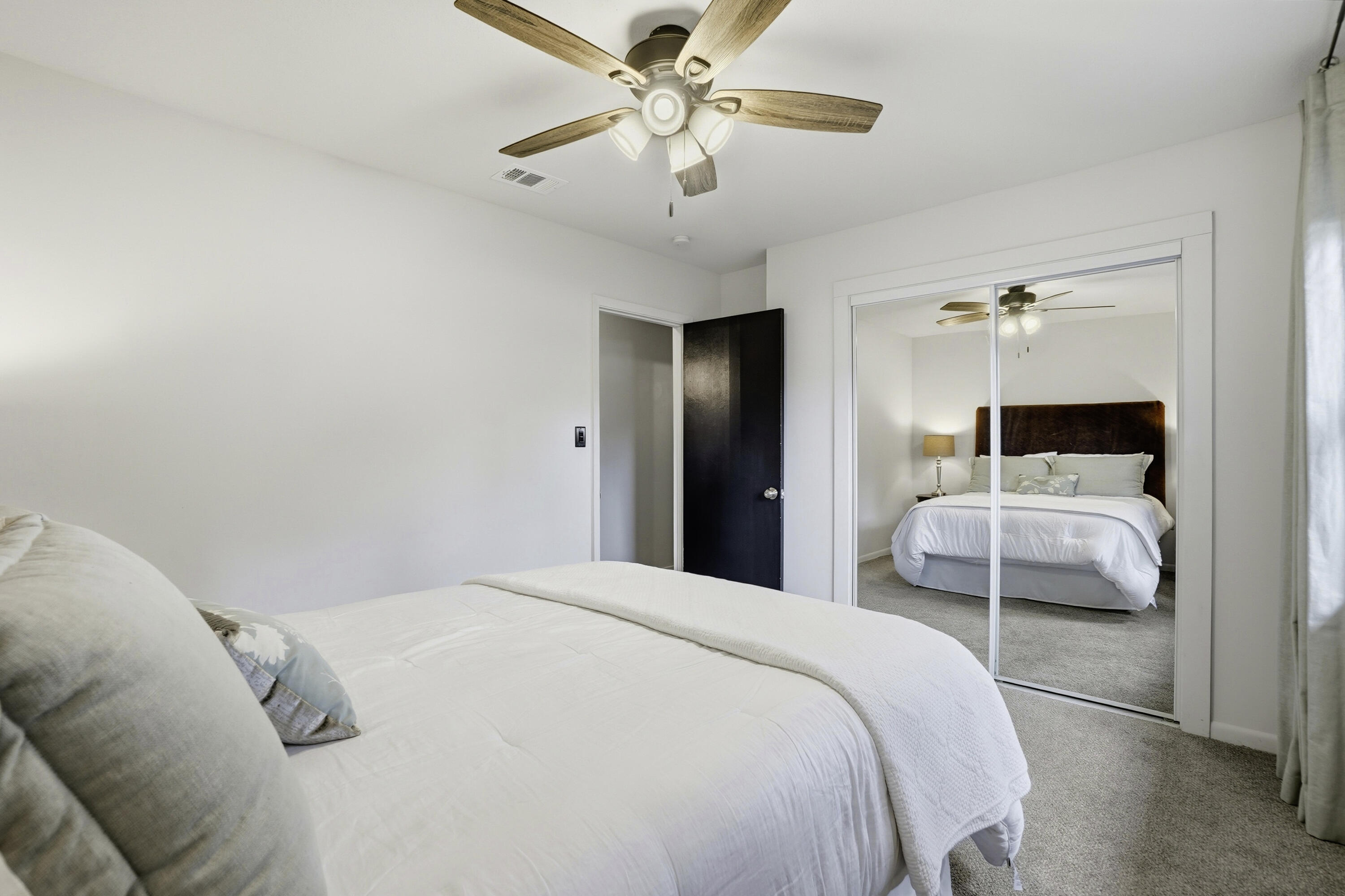 Country Club Est 1st Addn - Residential