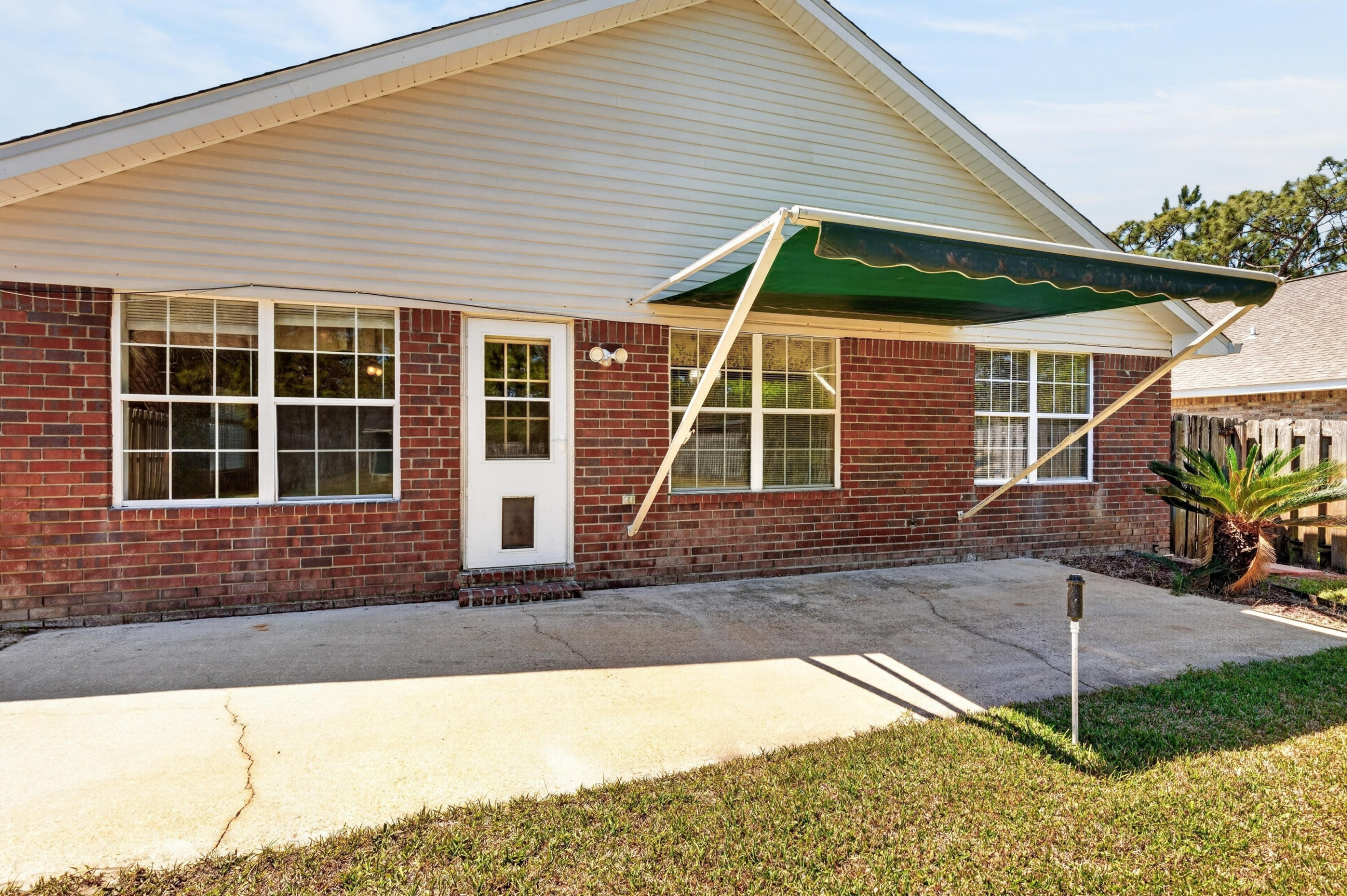 WHISPERWOODS - Residential