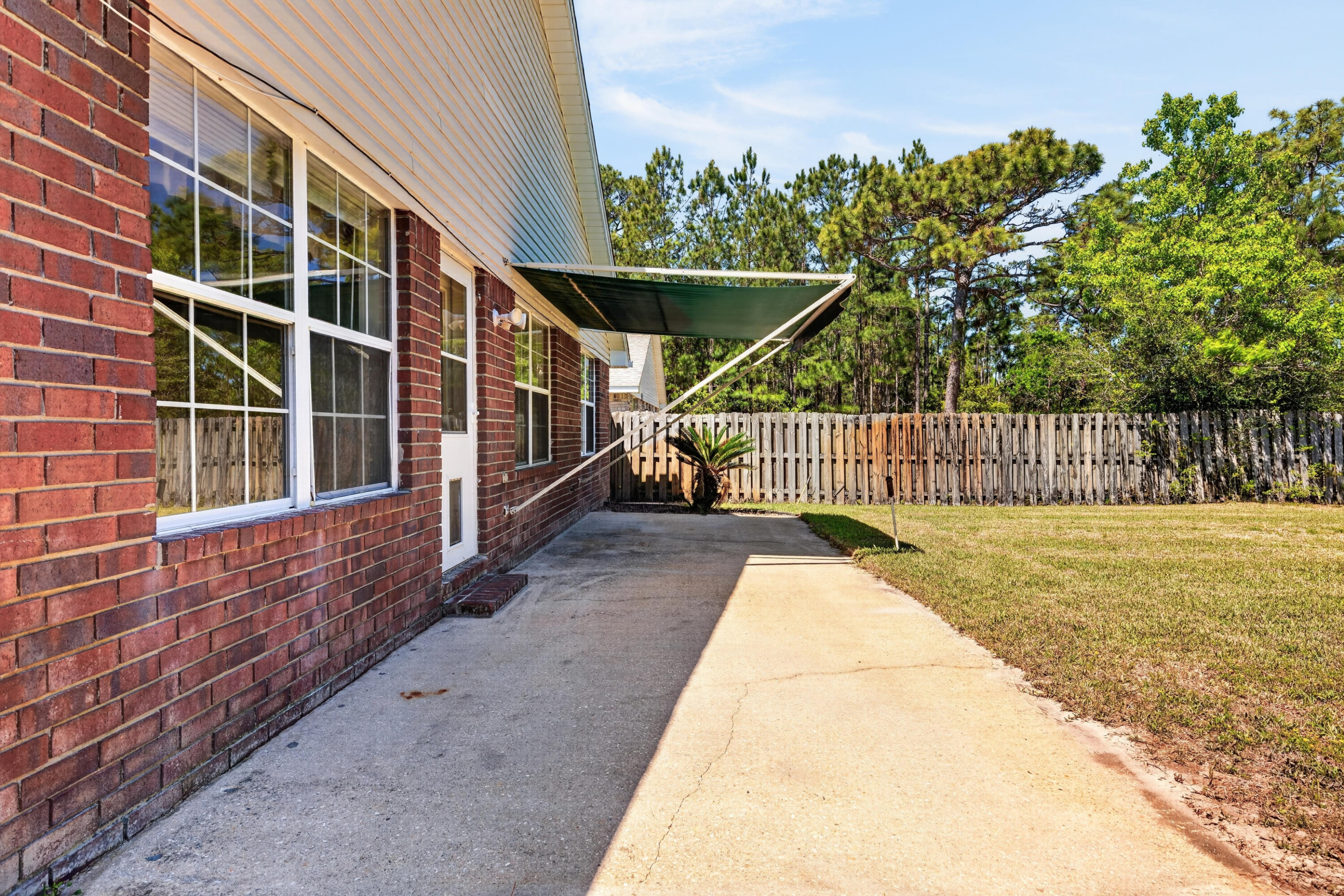 WHISPERWOODS - Residential