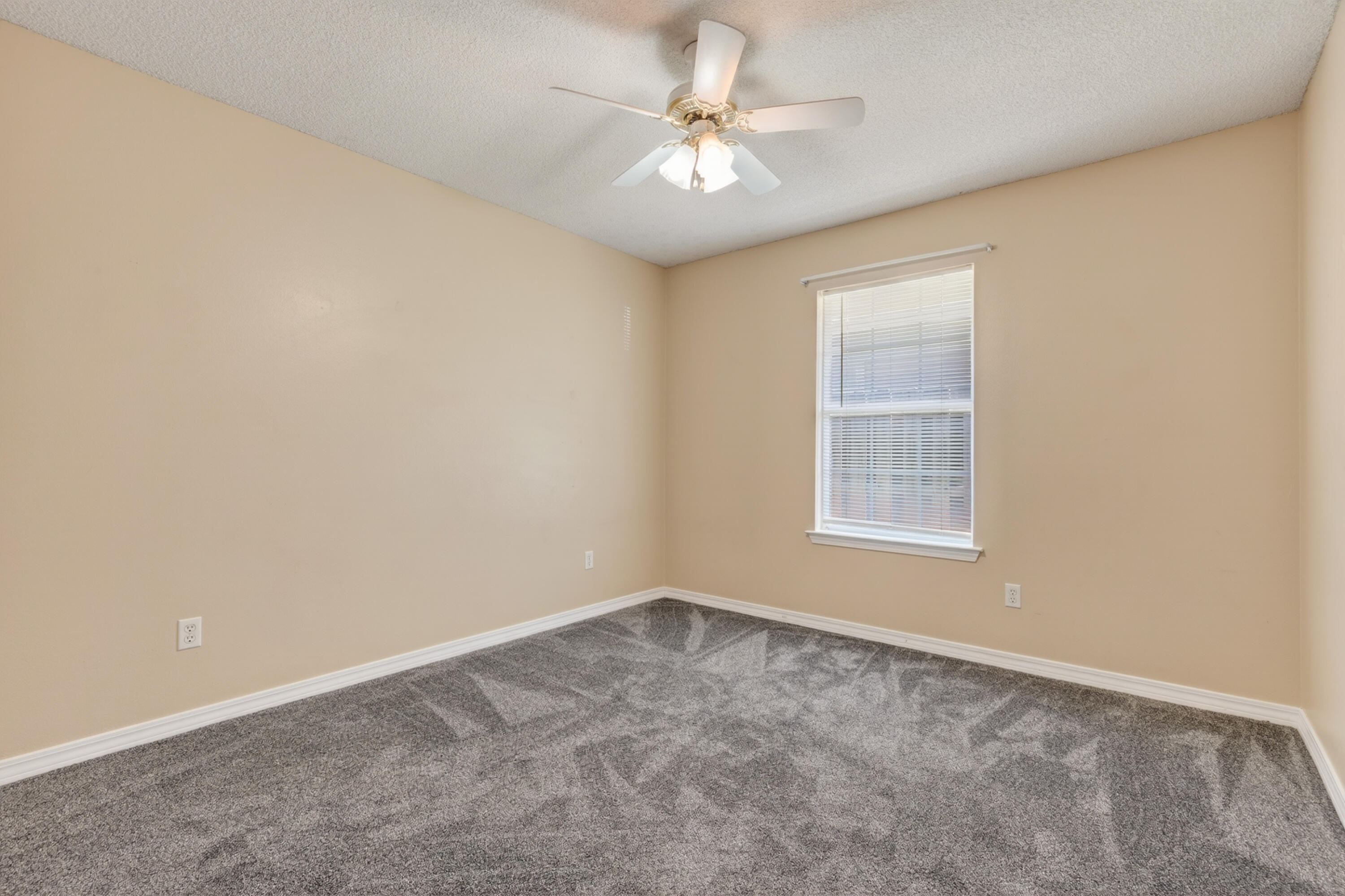 WHISPERWOODS - Residential