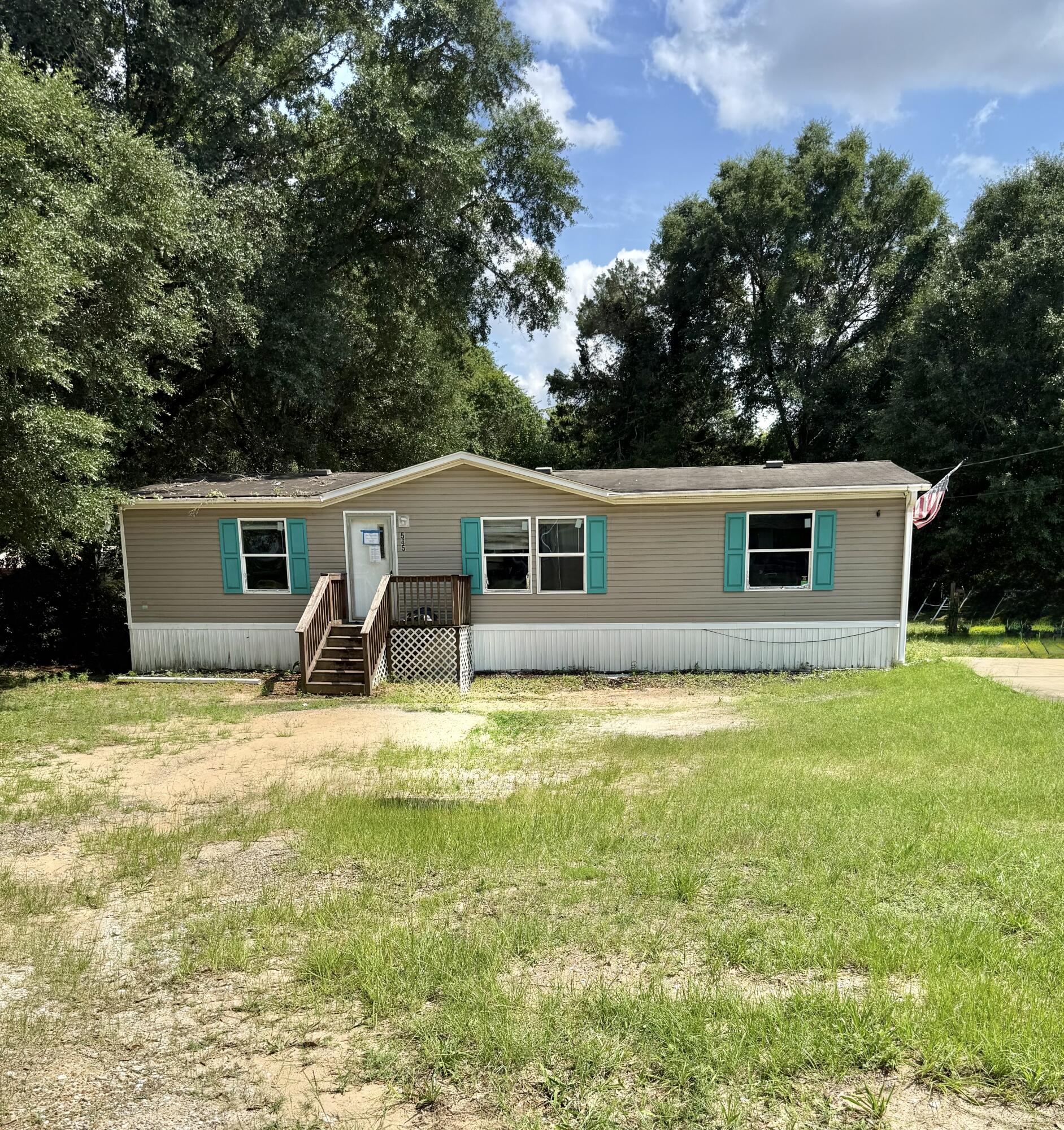 Photo 1 of 12 — 545 E Williams Avenue, Crestview, FL 32539
