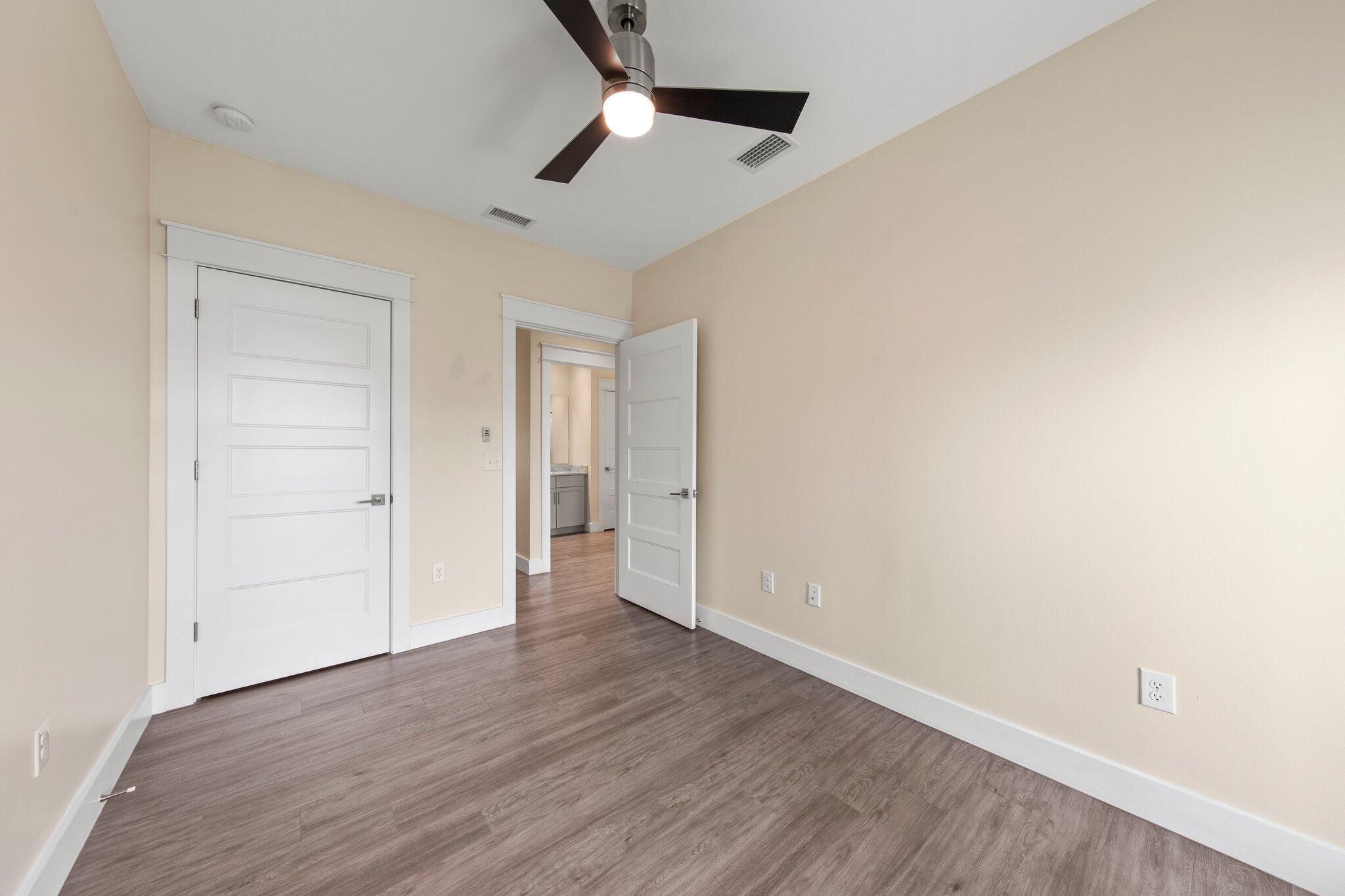 Soundside Lofts - Residential Lease