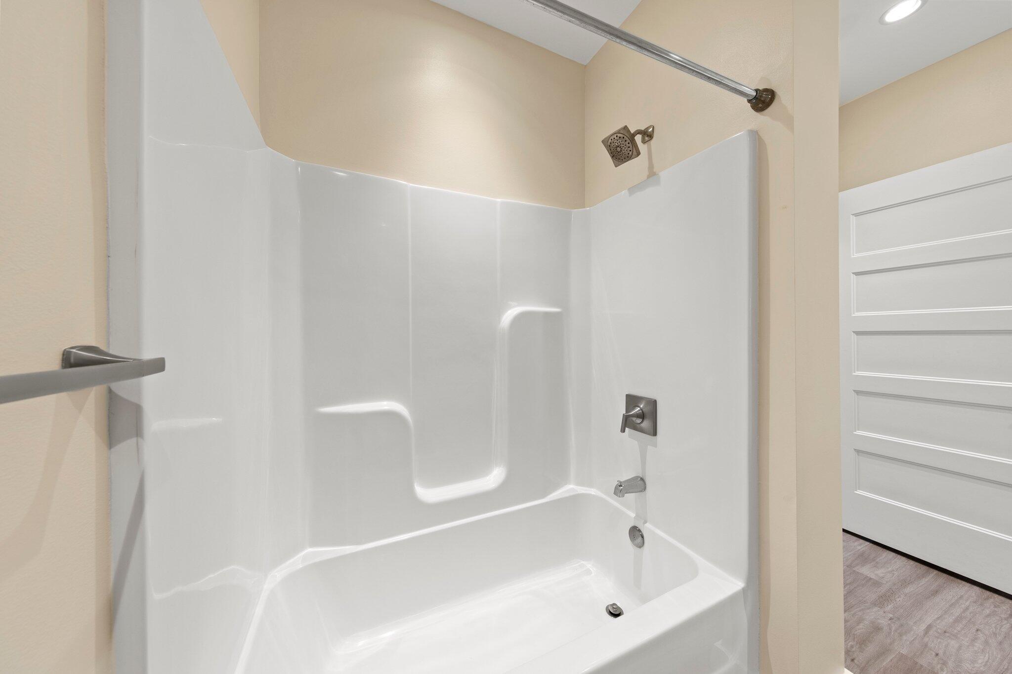 Soundside Lofts - Residential Lease