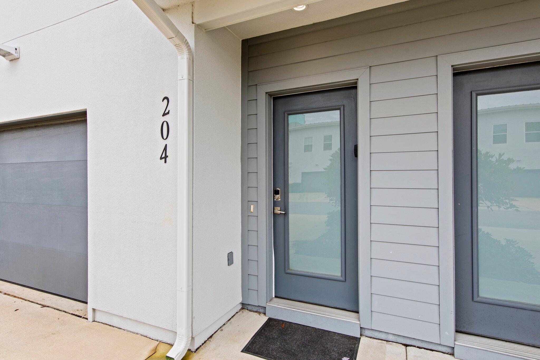 Soundside Lofts - Residential Lease