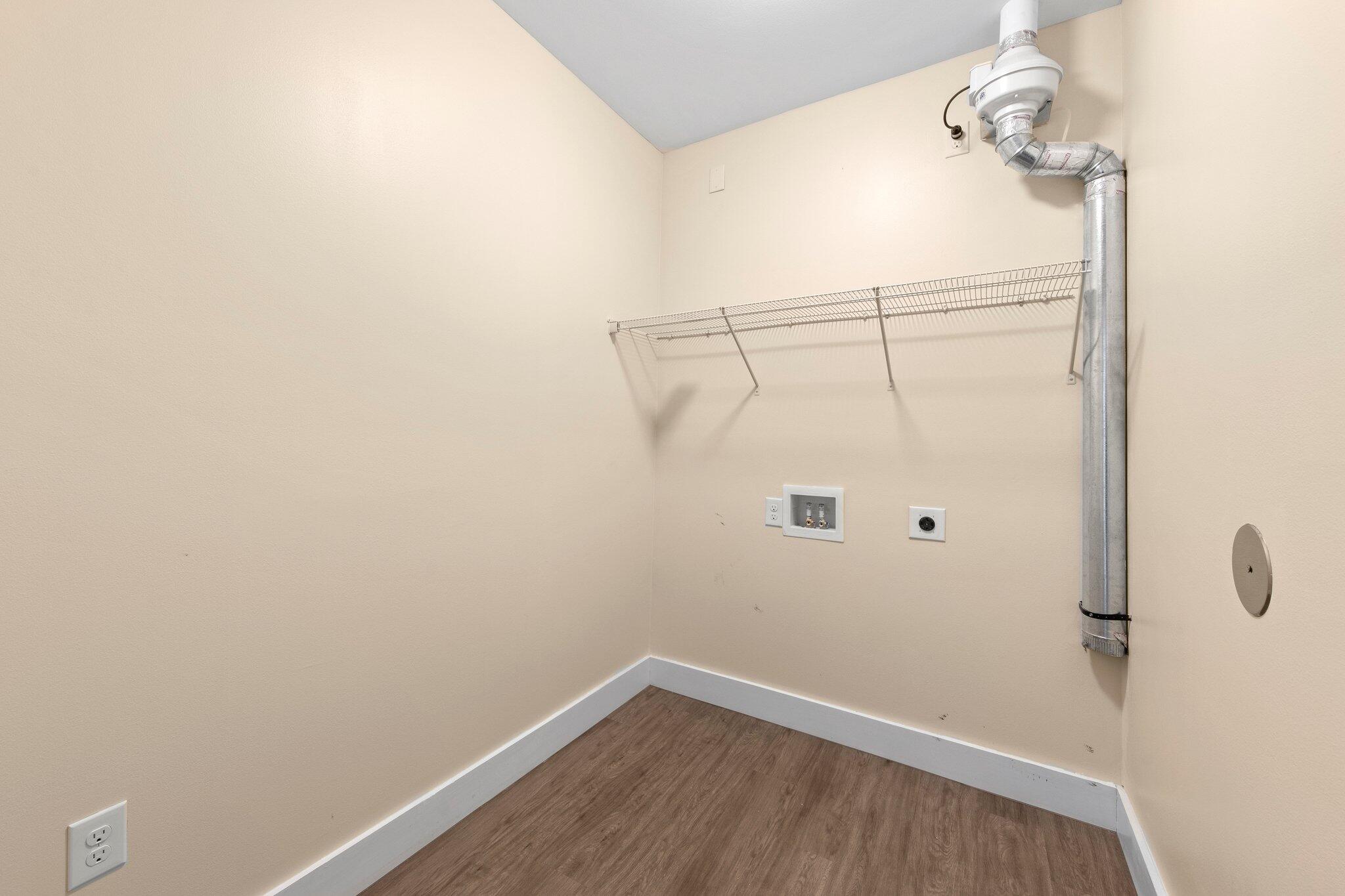 Soundside Lofts - Residential Lease