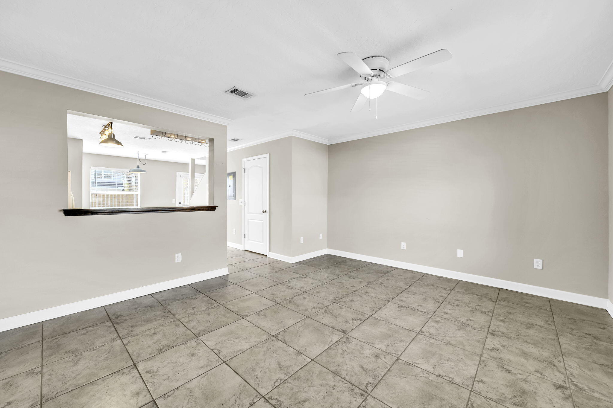 SHAY LIN T/H - Residential Lease