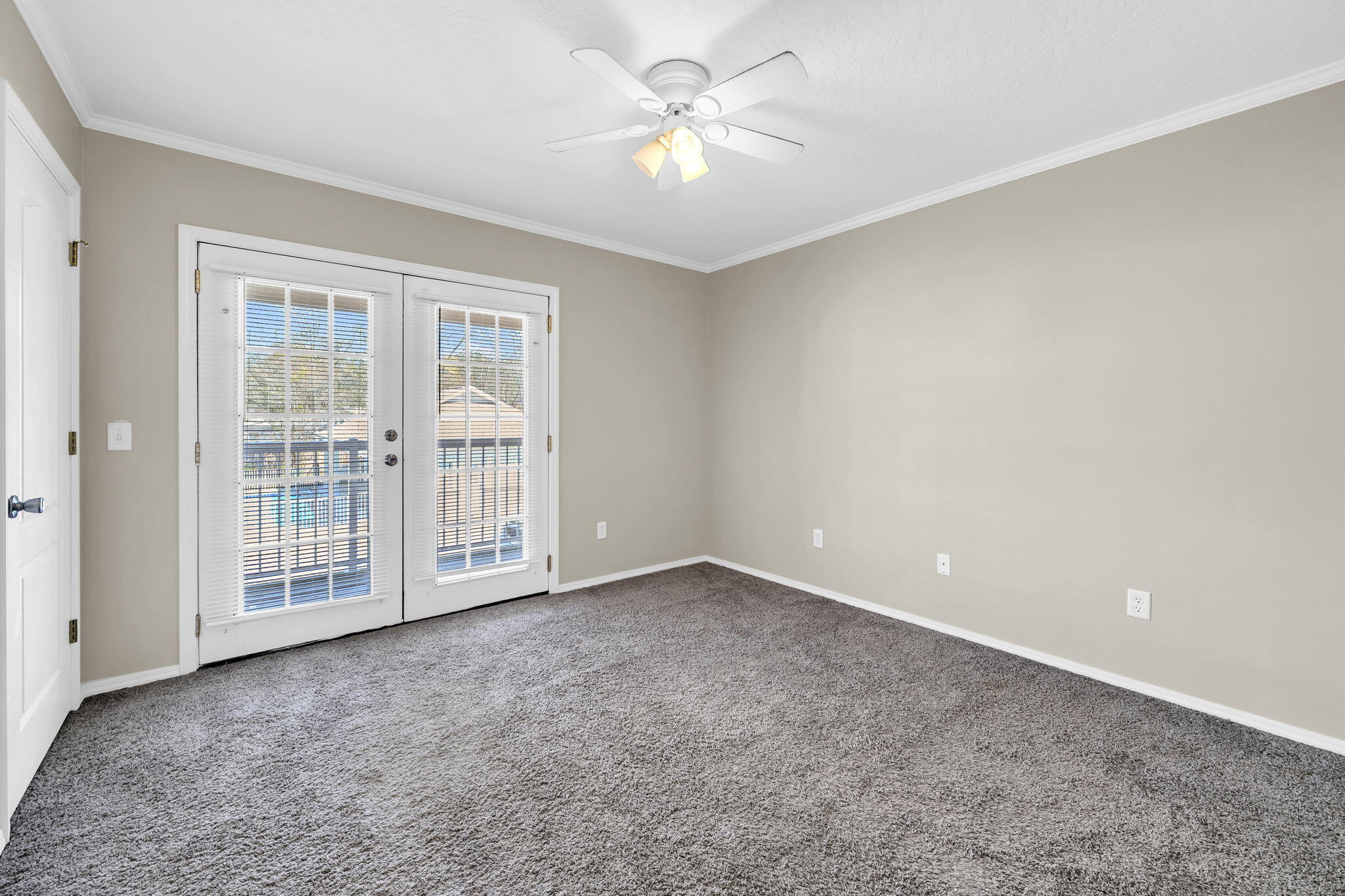 SHAY LIN T/H - Residential Lease