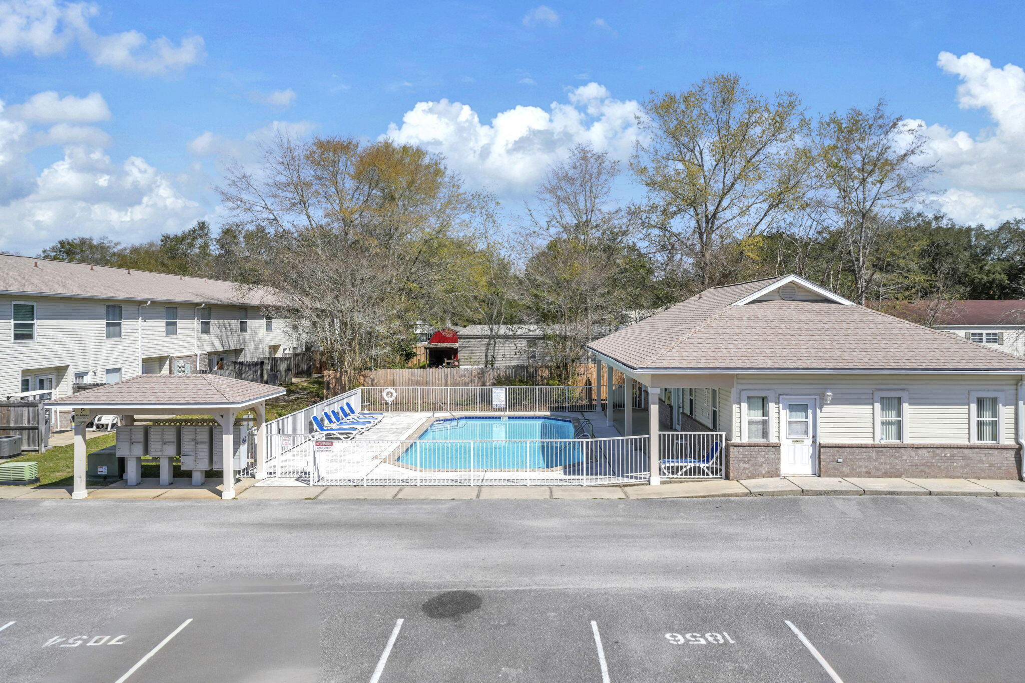 SHAY LIN T/H - Residential Lease