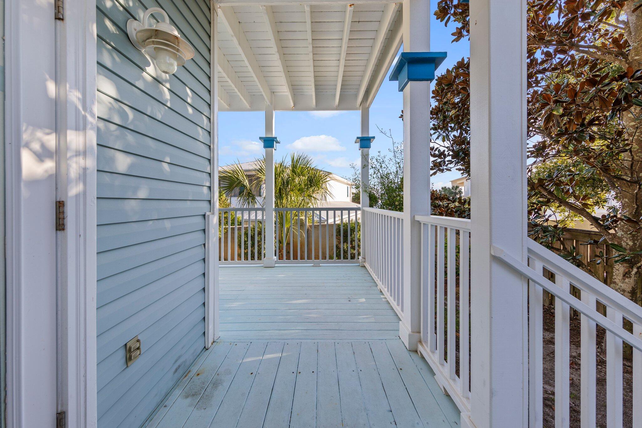 OLD FLORIDA COTTAGES - Residential