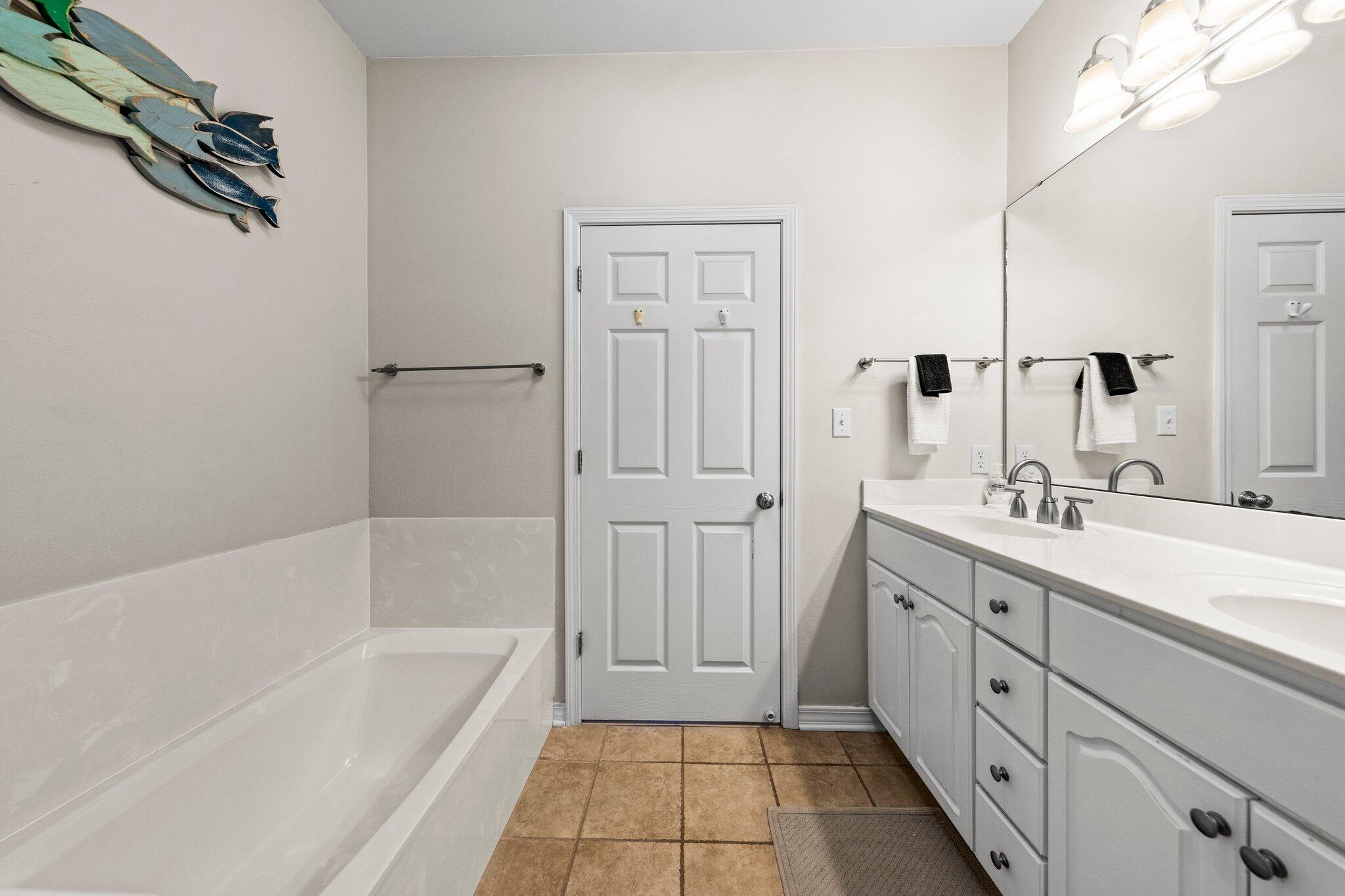 OLD FLORIDA COTTAGES - Residential