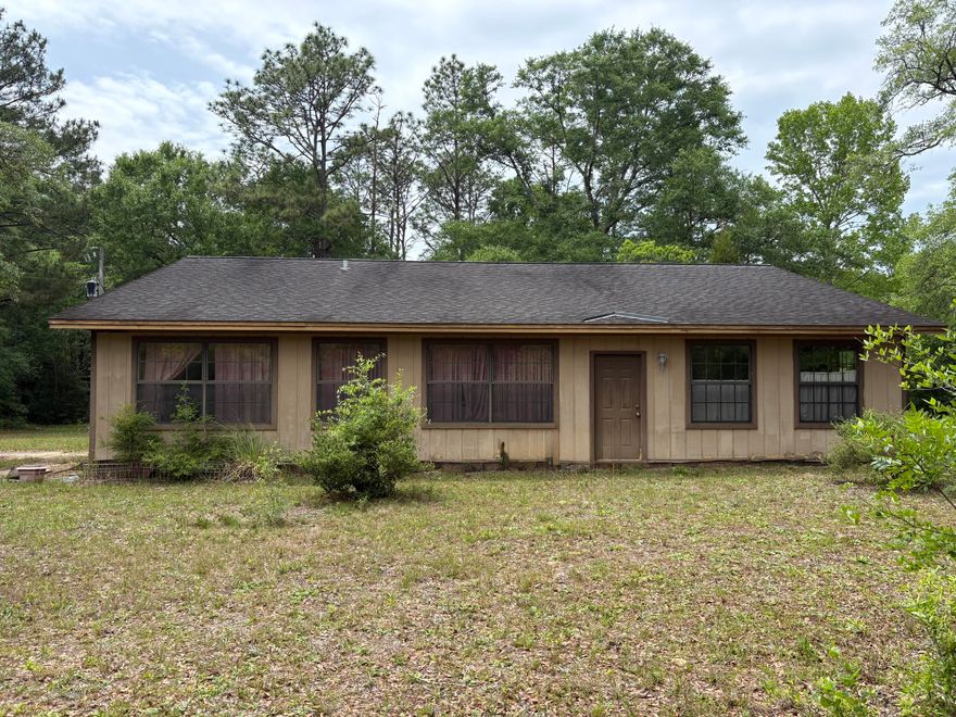 Opportunity meets versatility at 1655 Hwy 90 in Baker! This property offers a prime location with direct highway frontage, providing excellent visibility and accessibility. Situated on a spacious lot, it presents endless potential for residential, agricultural, or mixed-use possibilities (buyer to verify zoning and intended use).

The property features ample outdoor space, making it ideal for those needing room for equipment, storage, or future expansion. With its convenient access to major routes, you're just a short drive to Crestview while still enjoying the quieter pace of Baker living.

Whether you're looking to invest, establish a business presence or create your own private retreat, this property is full of potential and ready for your vision. Don't miss the chance to make it yours.