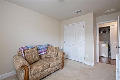 RESERVE POINTE - Residential