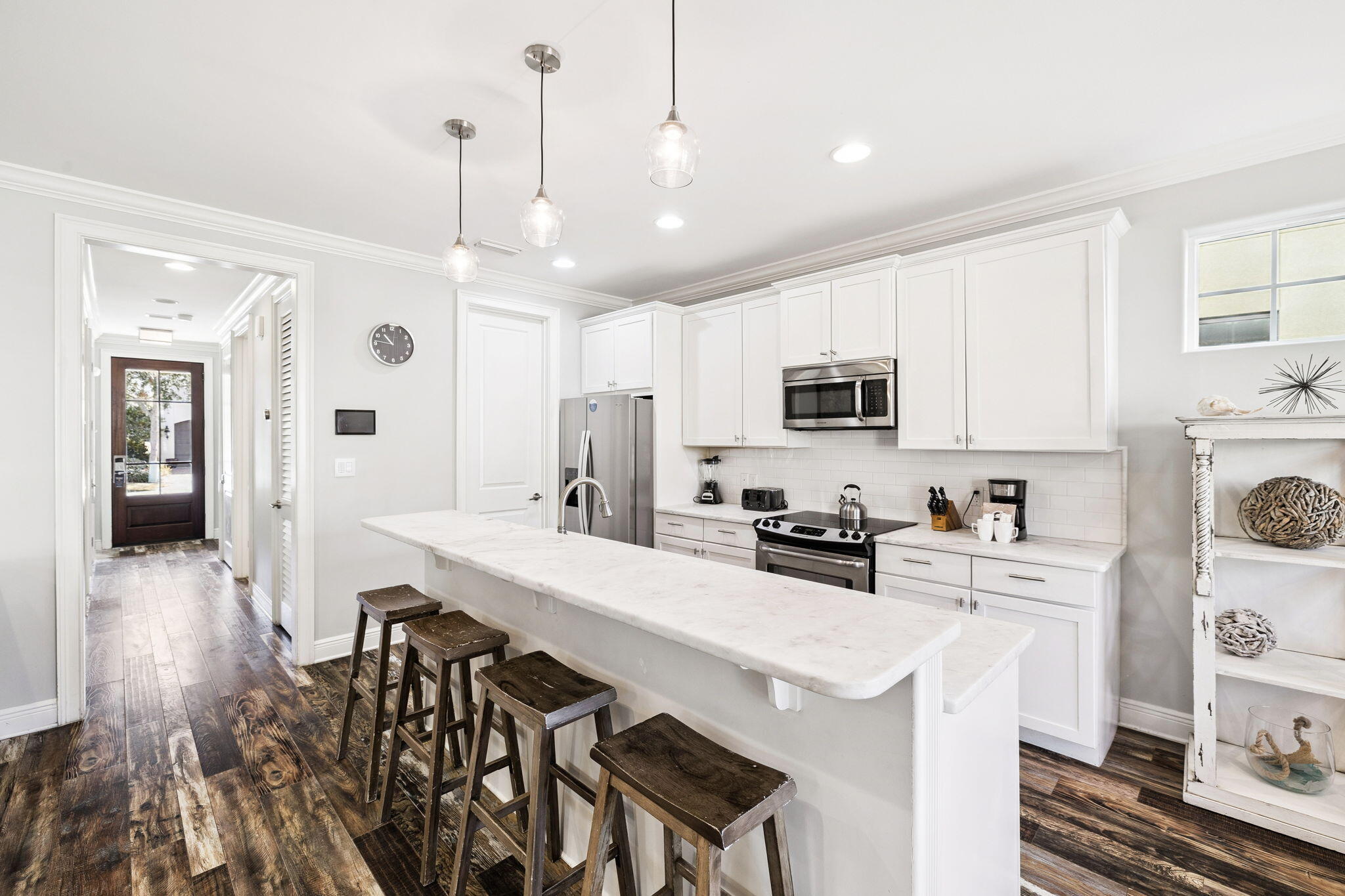 Villa Lago - Residential