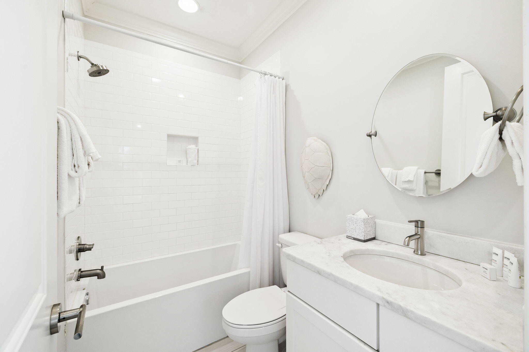 Villa Lago - Residential