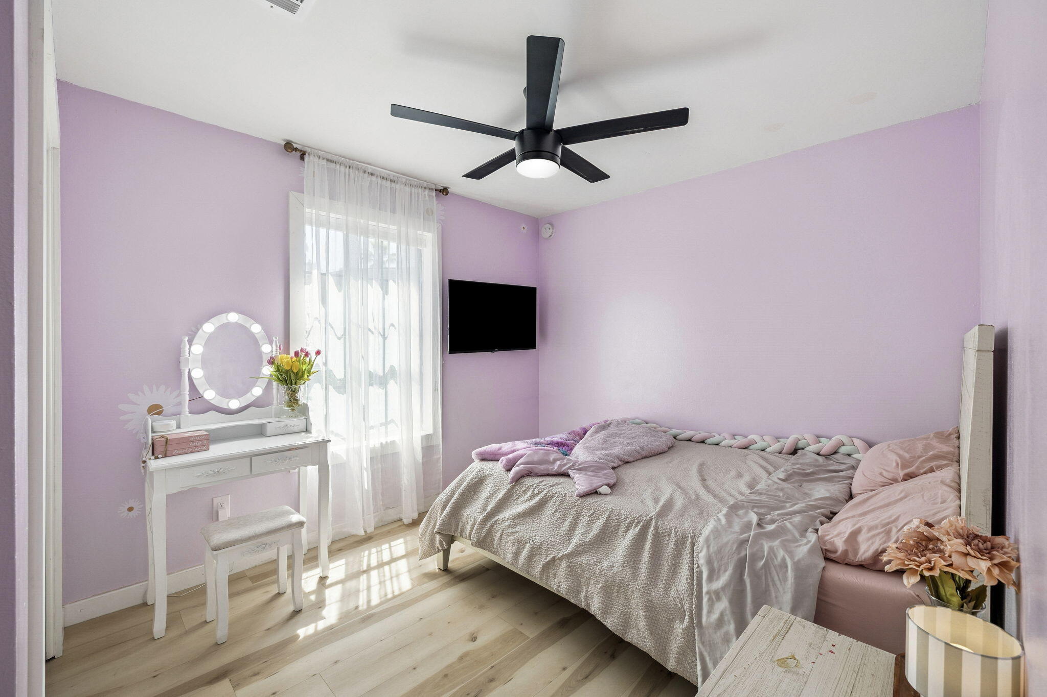 MEADOW WOODS - Residential