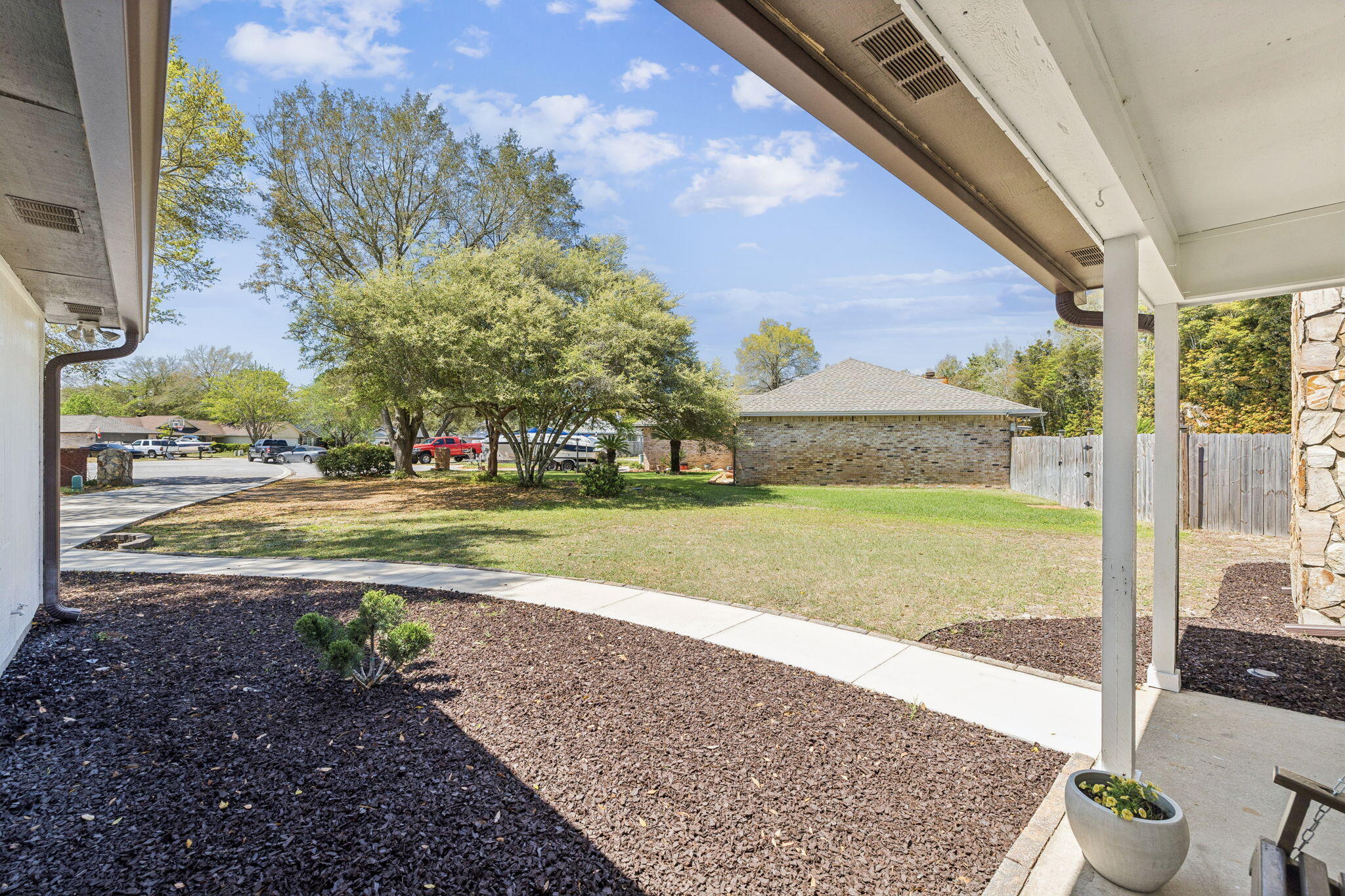 MEADOW WOODS - Residential