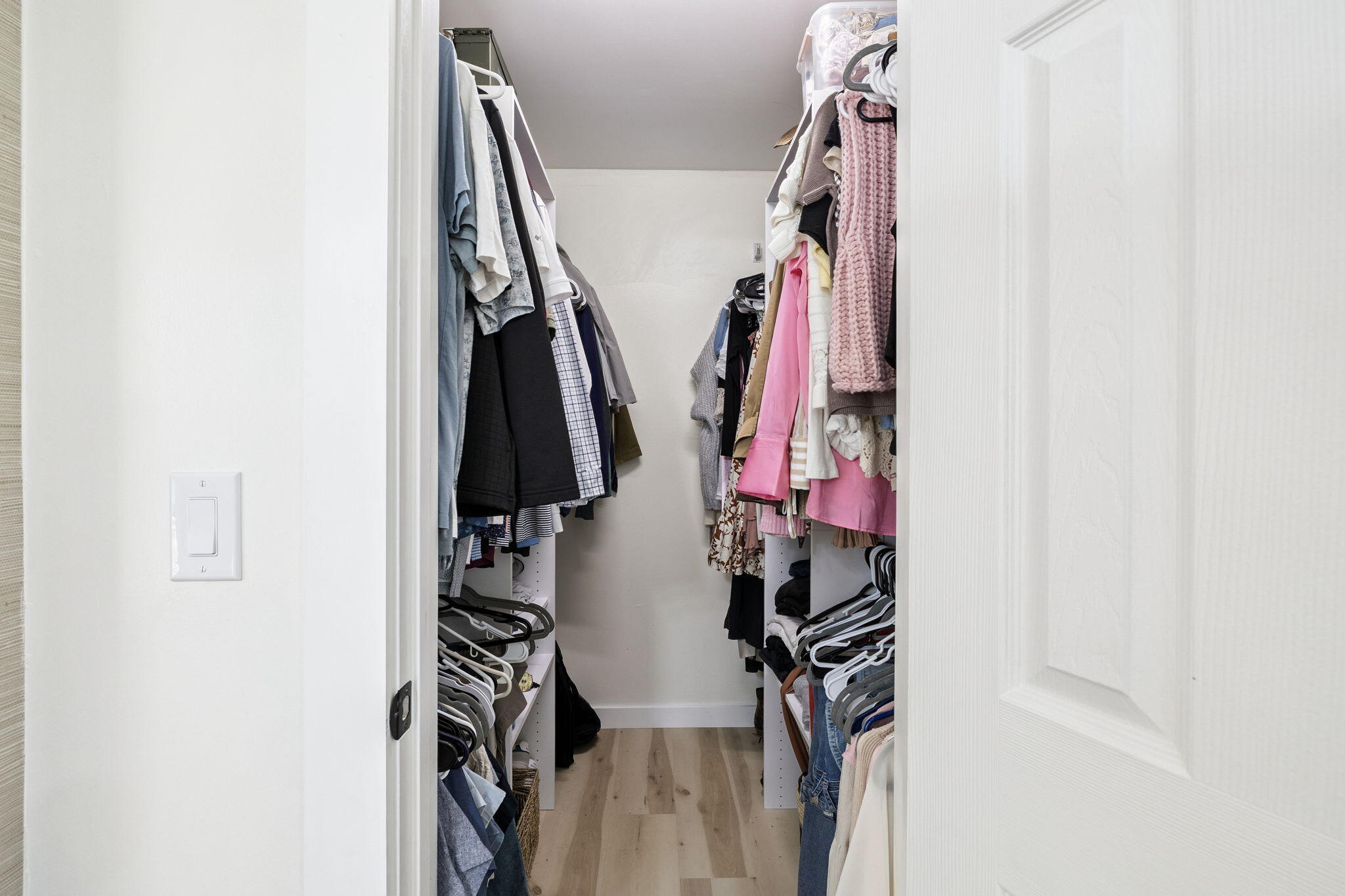 MEADOW WOODS - Residential