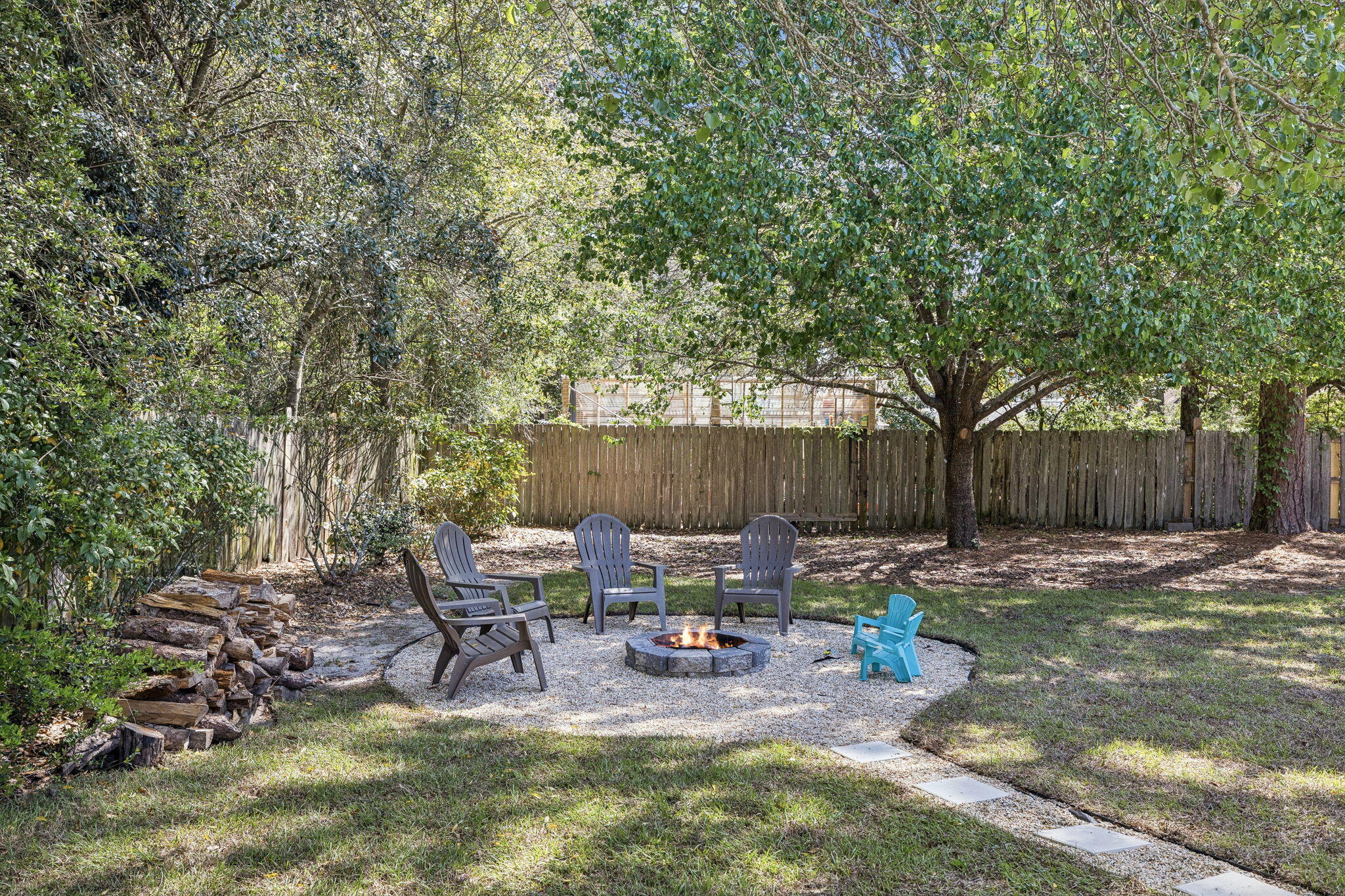 MEADOW WOODS - Residential