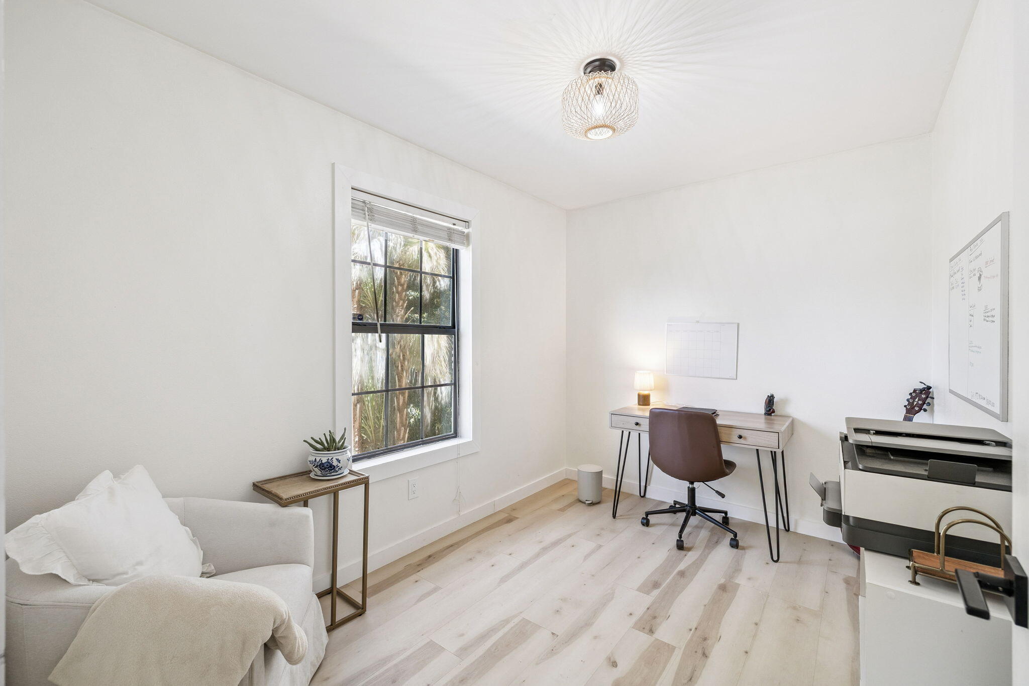 MEADOW WOODS - Residential