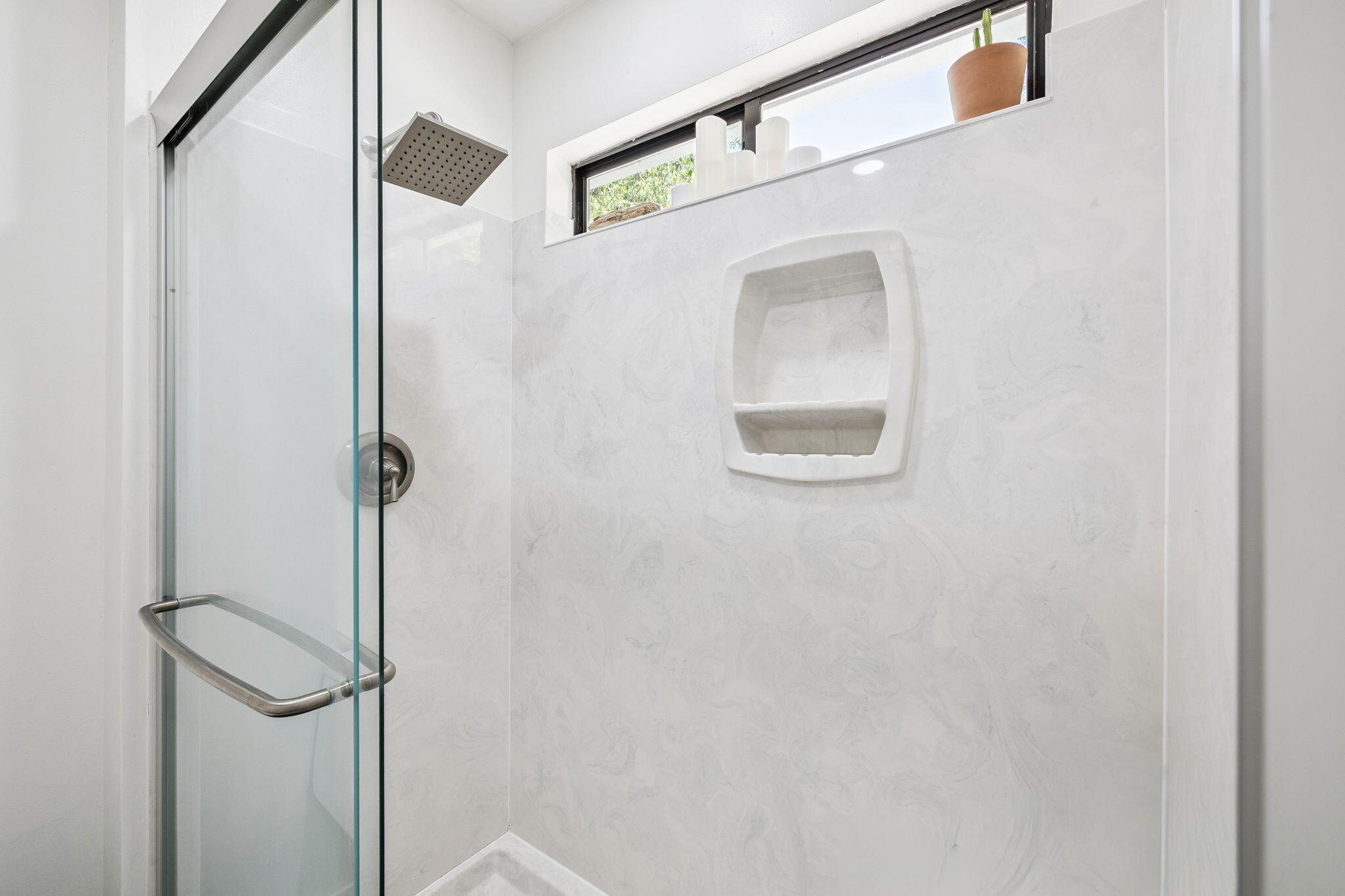 MEADOW WOODS - Residential