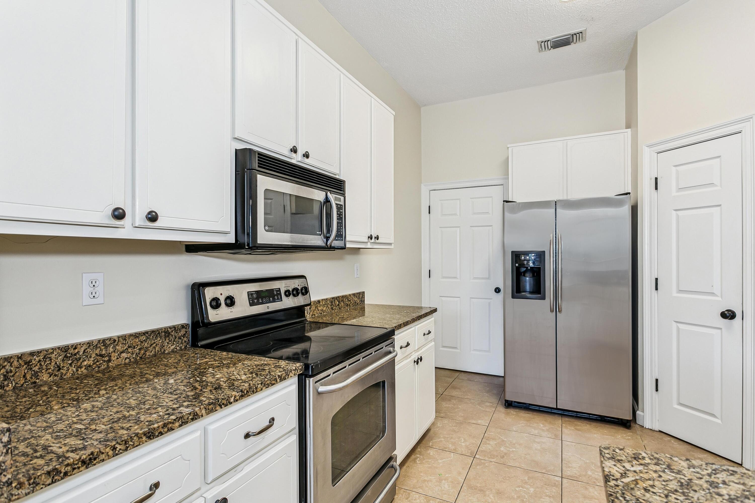 KELL-AIRE GARDENS - Residential
