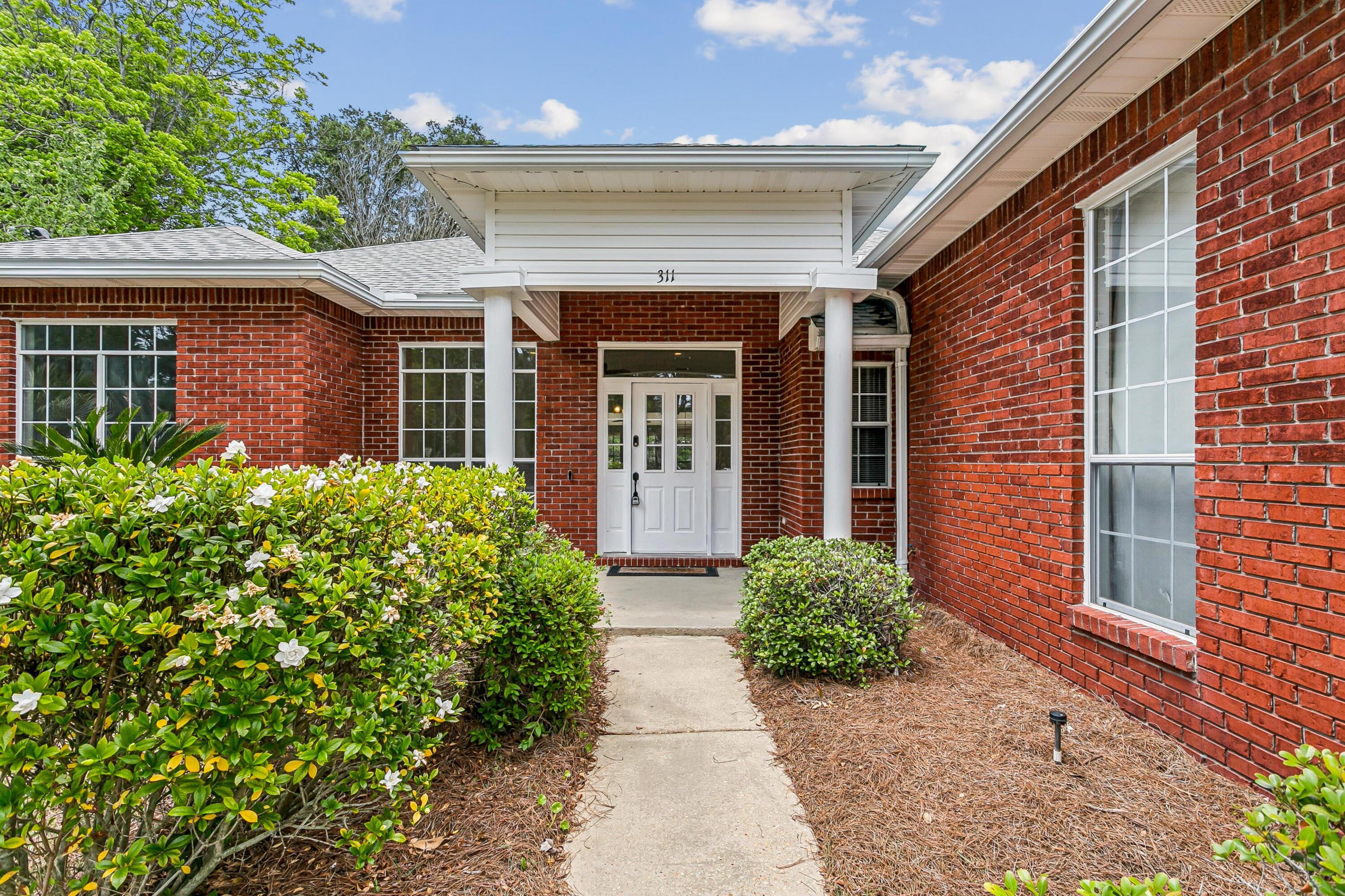 KELL-AIRE GARDENS - Residential