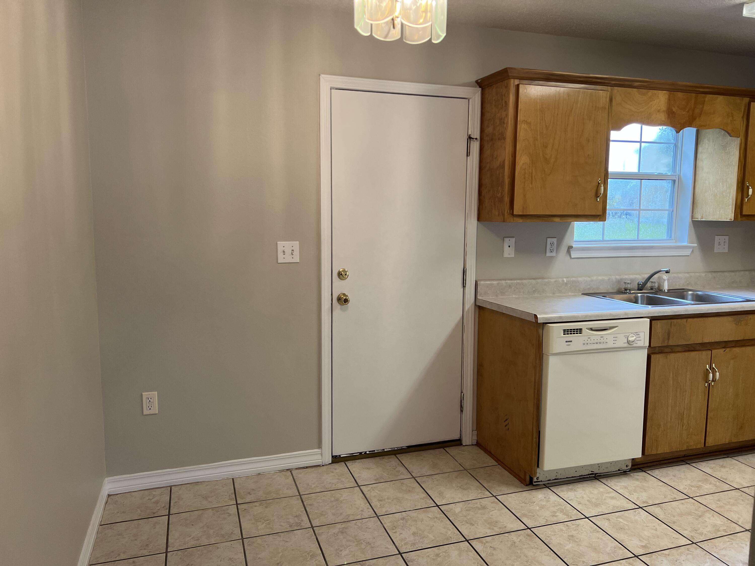 METES & BOUNDS - Residential Lease